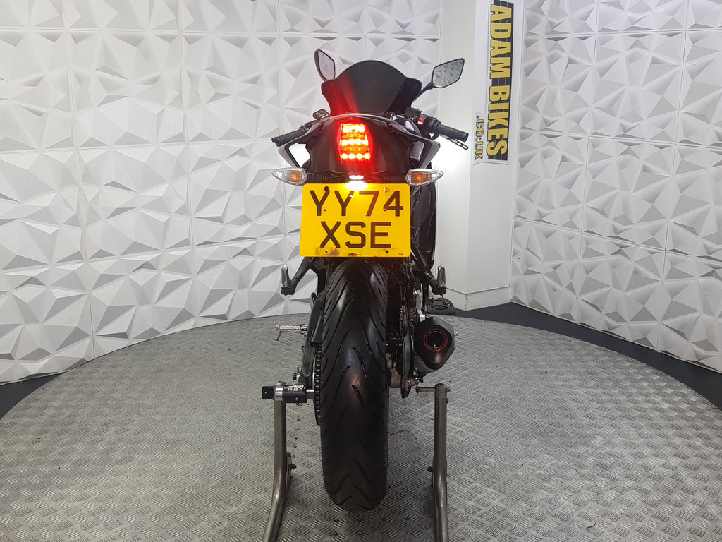 2025 YAMAHA YZF R125 ABS