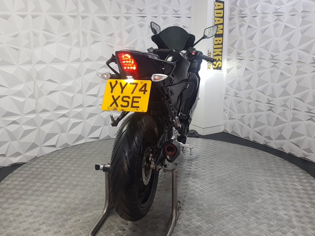 2025 YAMAHA YZF R125 ABS