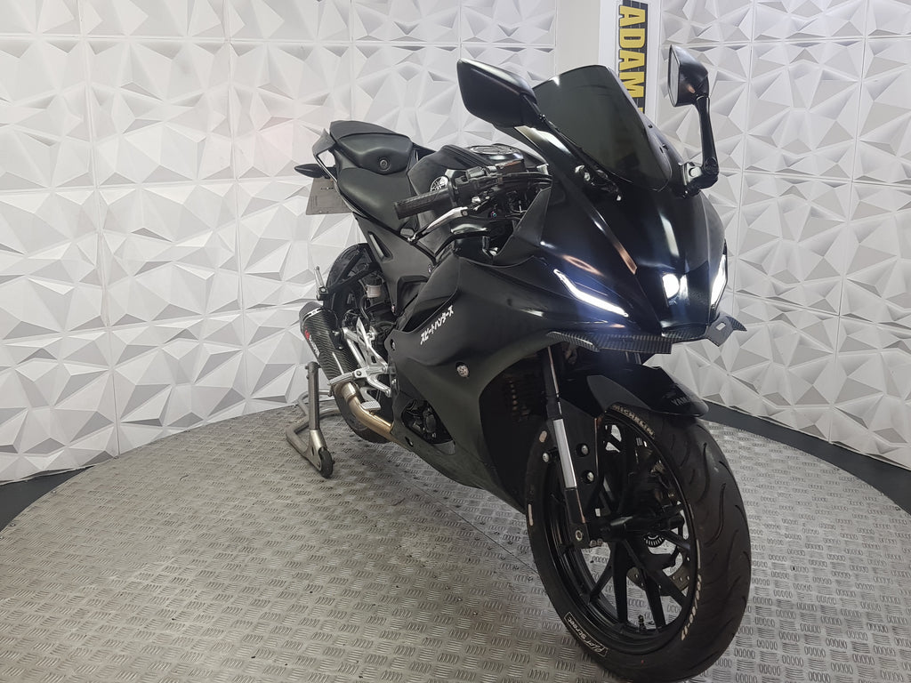 2025 YAMAHA YZF R125 ABS