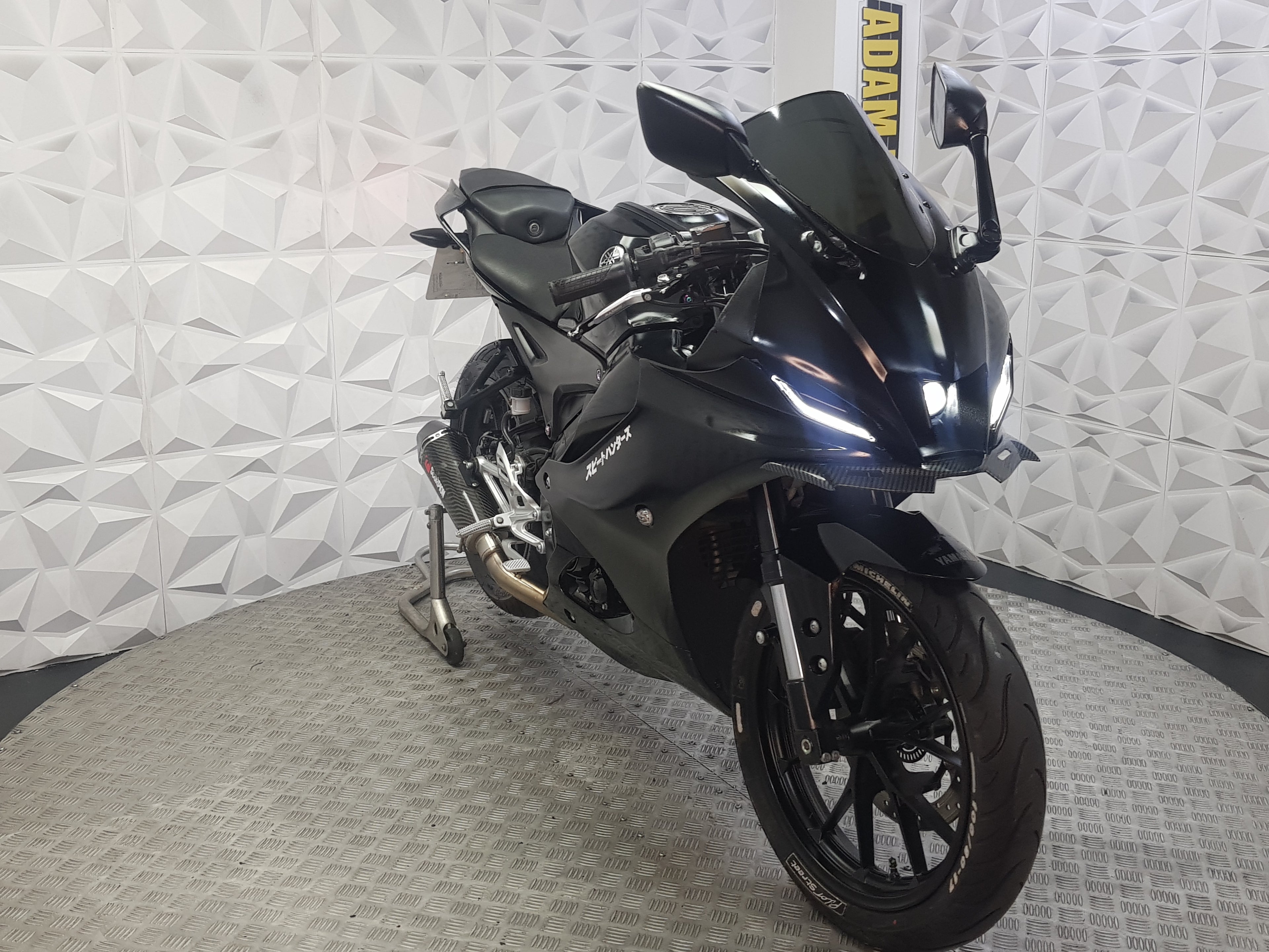 2025 YAMAHA YZF R125 ABS