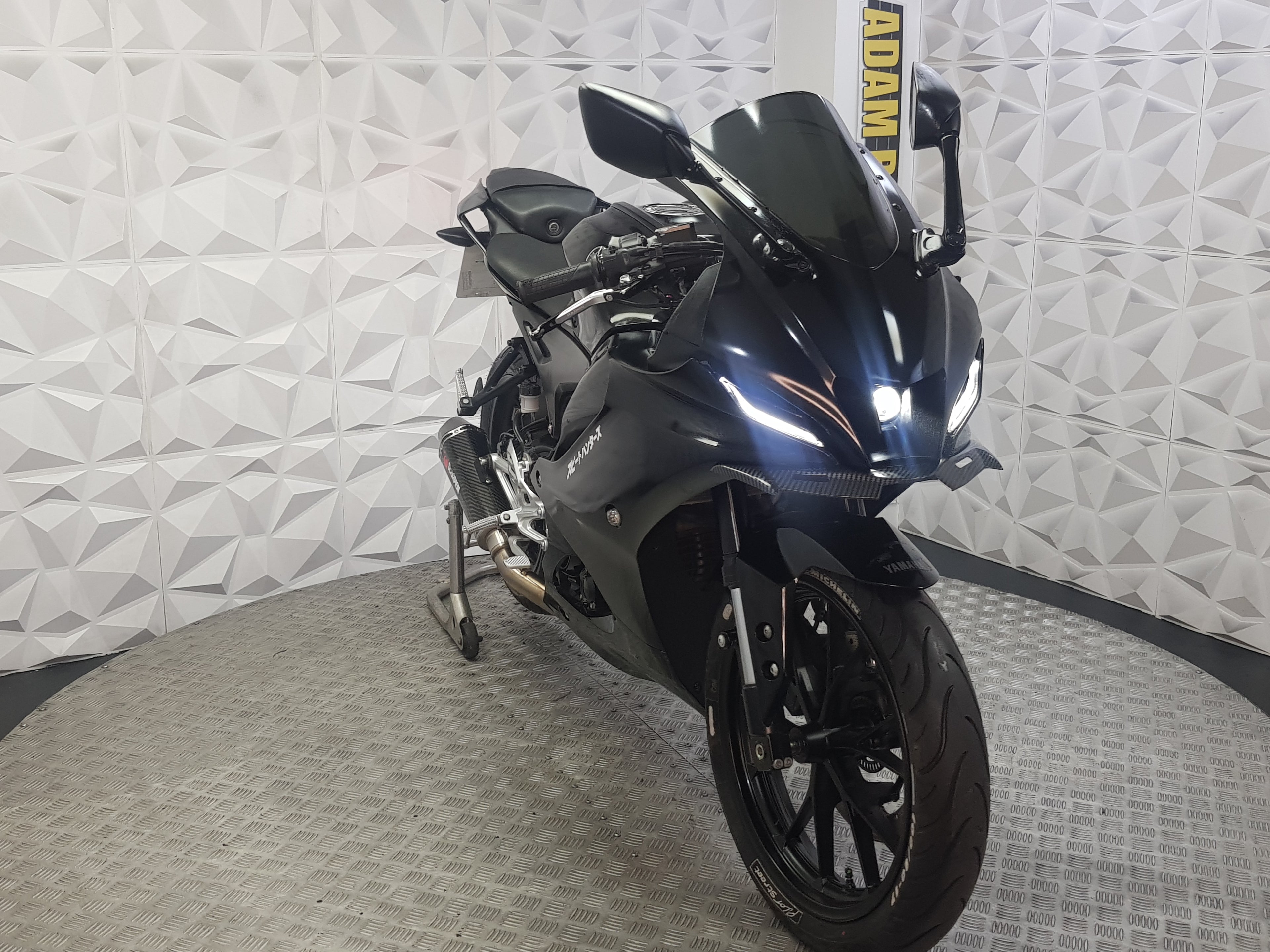 2025 YAMAHA YZF R125 ABS