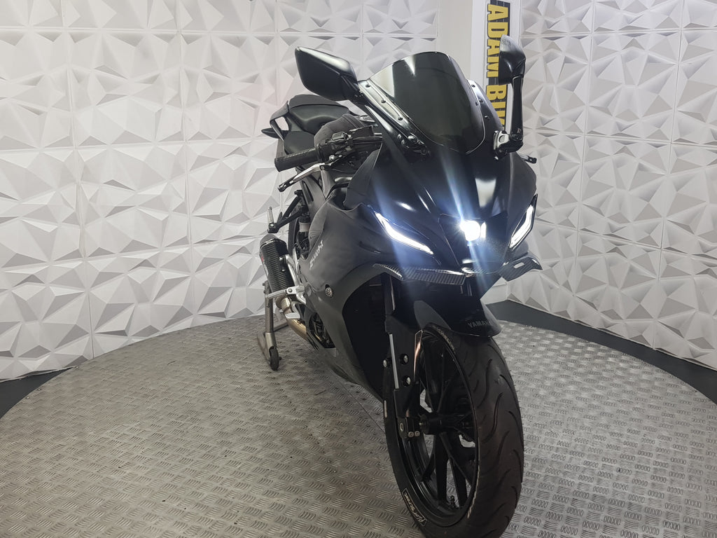 2025 YAMAHA YZF R125 ABS