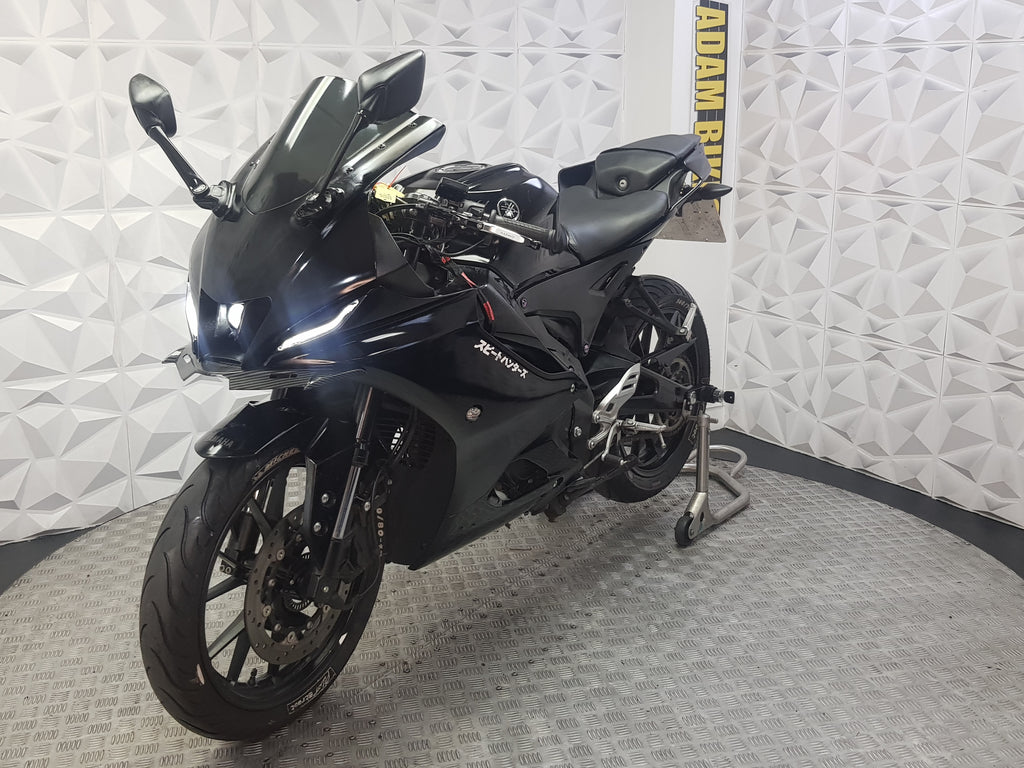 2025 YAMAHA YZF R125 ABS