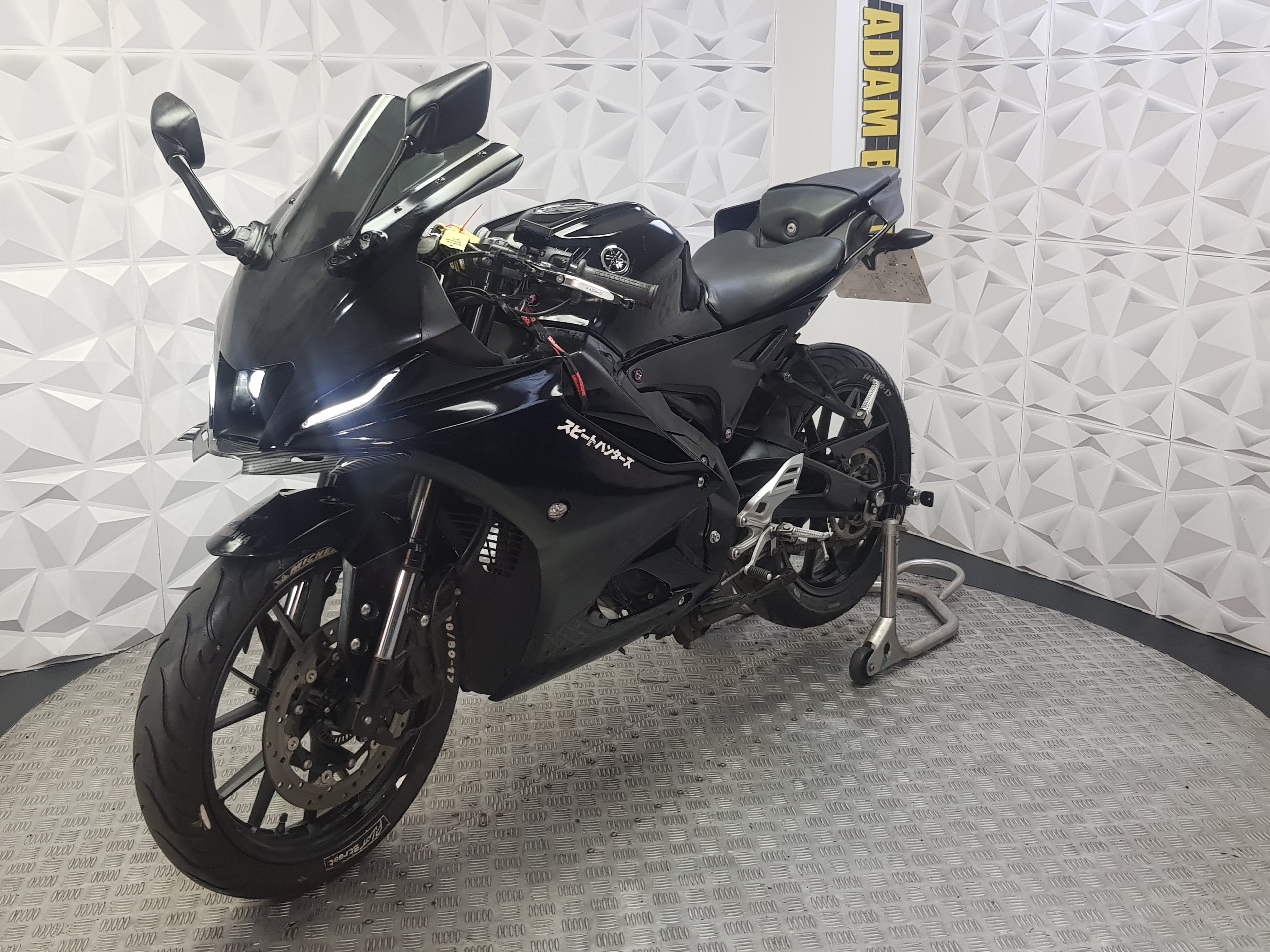 2025 YAMAHA YZF R125 ABS