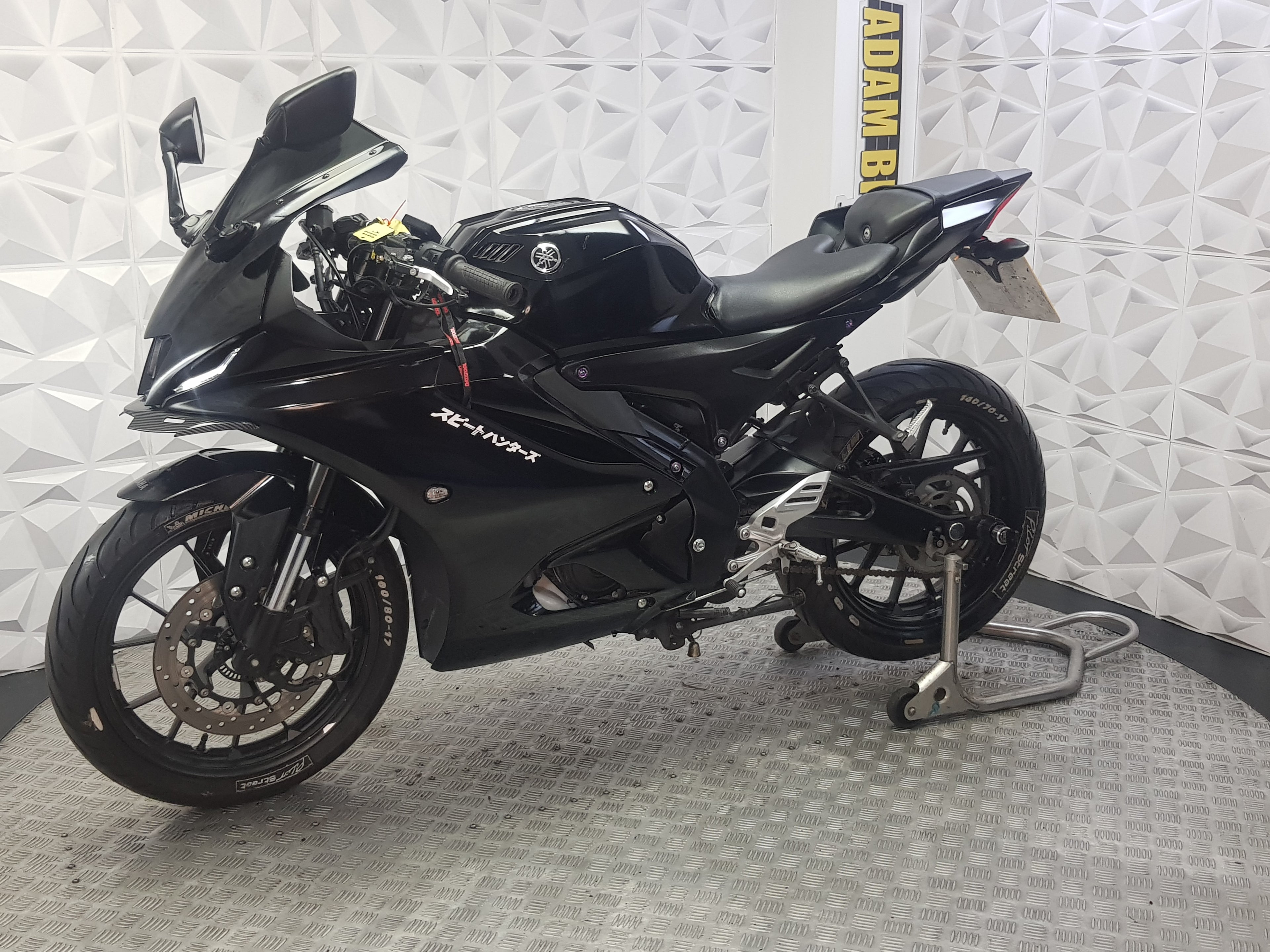 2025 YAMAHA YZF R125 ABS