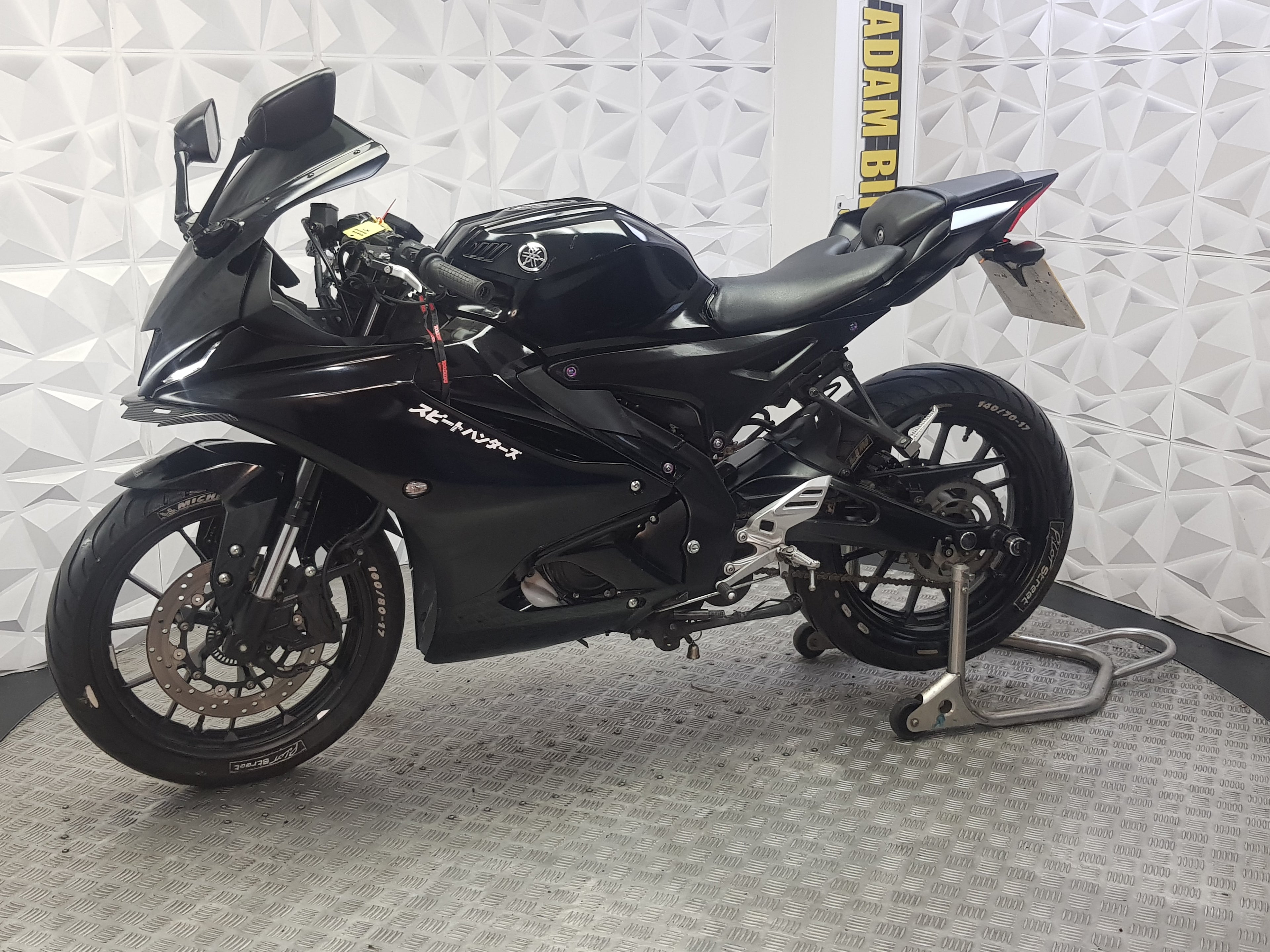 2025 YAMAHA YZF R125 ABS