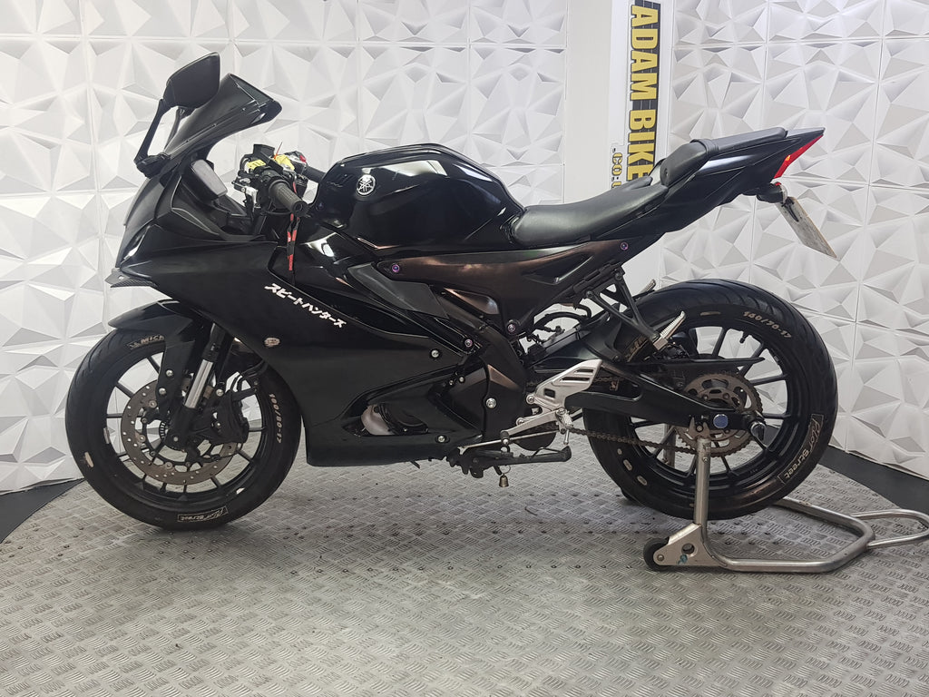 2025 YAMAHA YZF R125 ABS