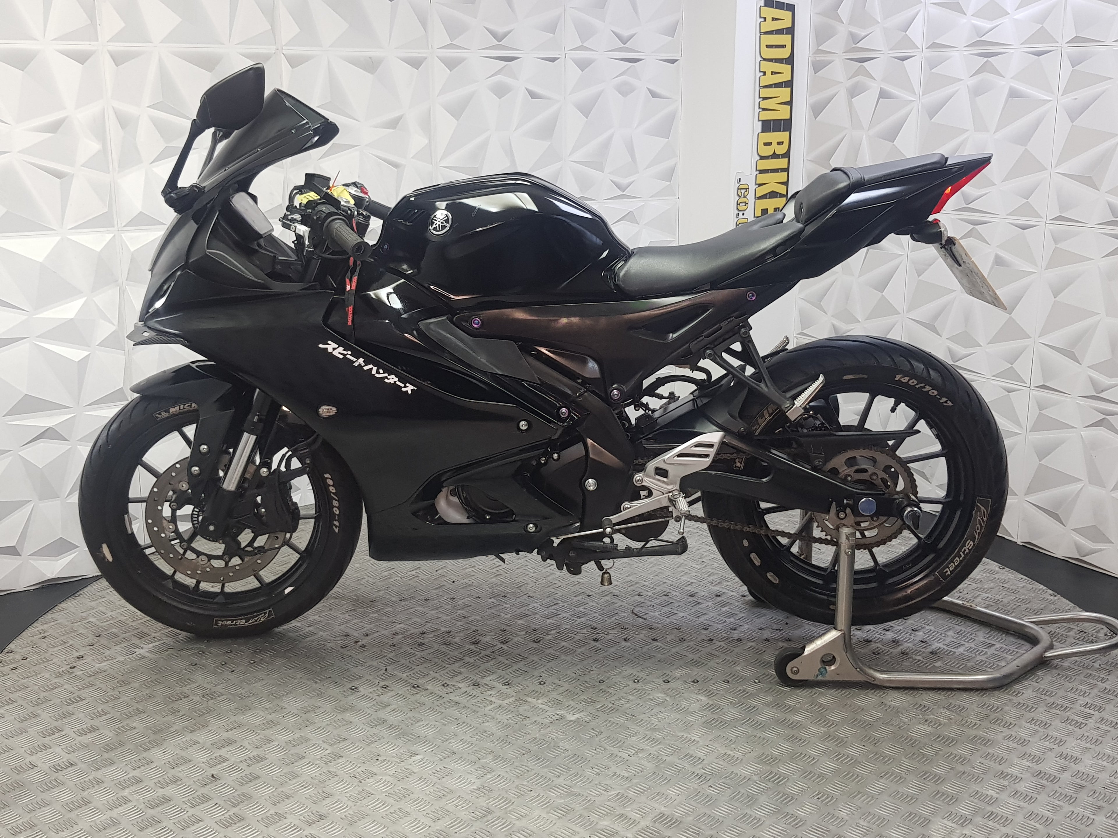2025 YAMAHA YZF R125 ABS