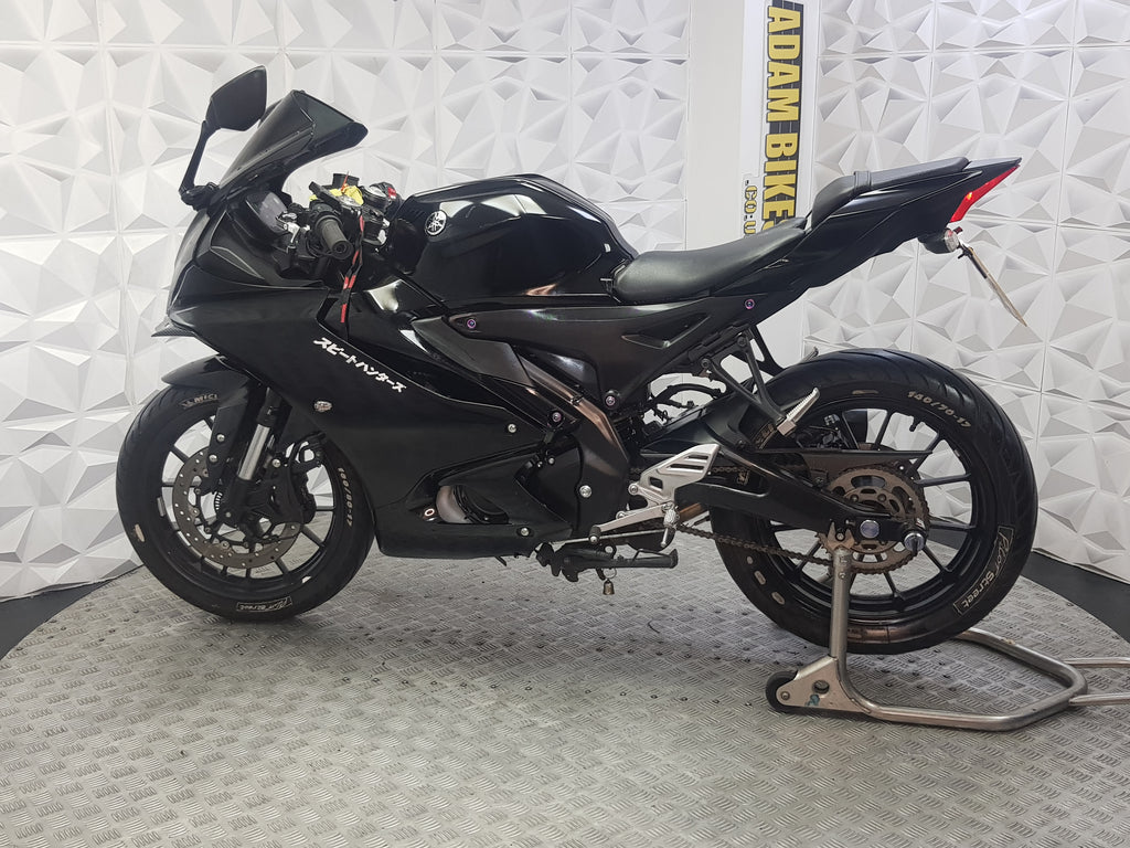 2025 YAMAHA YZF R125 ABS