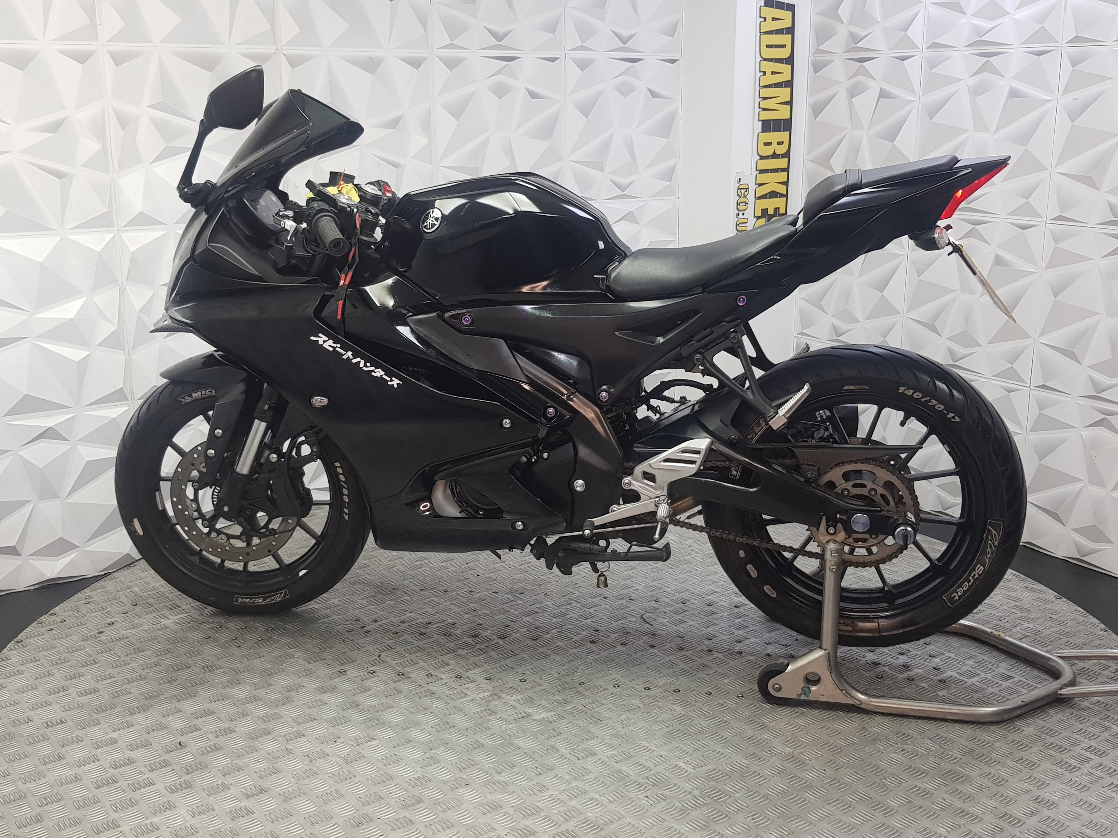 2025 YAMAHA YZF R125 ABS