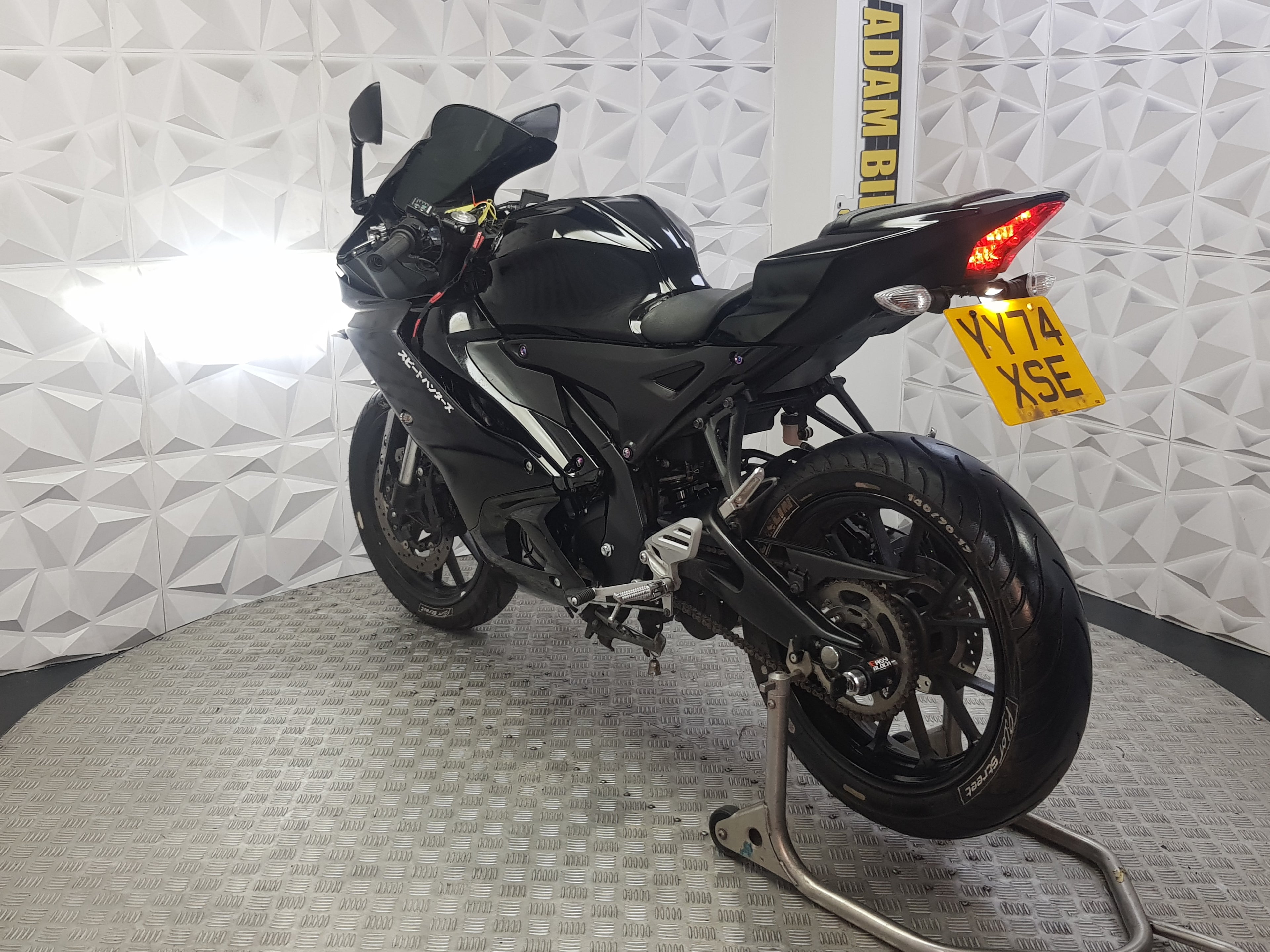 2025 YAMAHA YZF R125 ABS