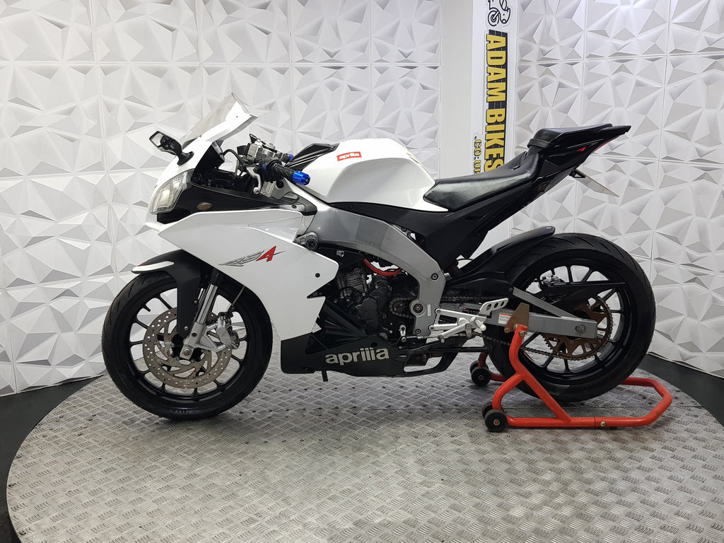 2012 APRILIA RS4 125