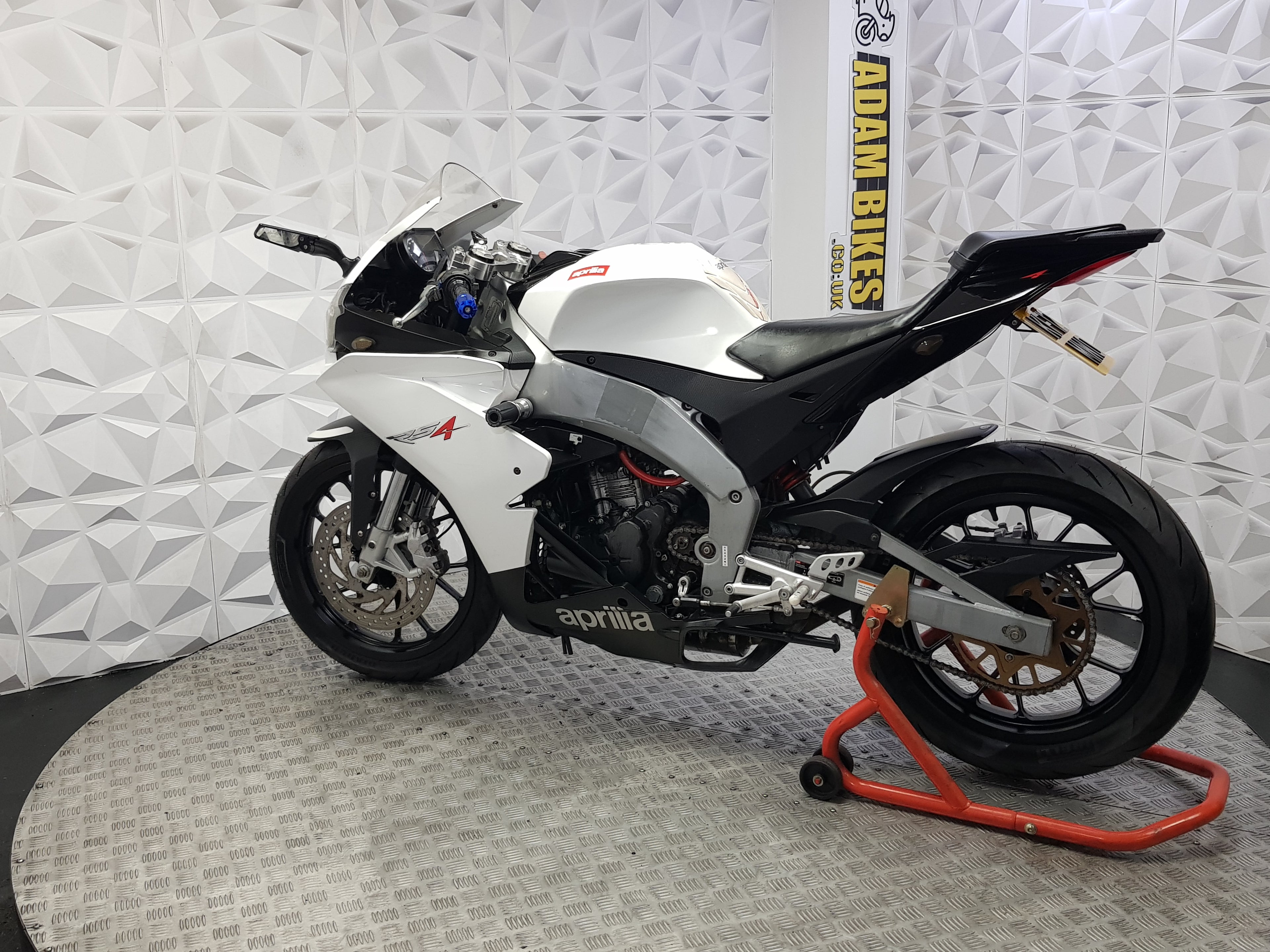 2012 APRILIA RS4 125