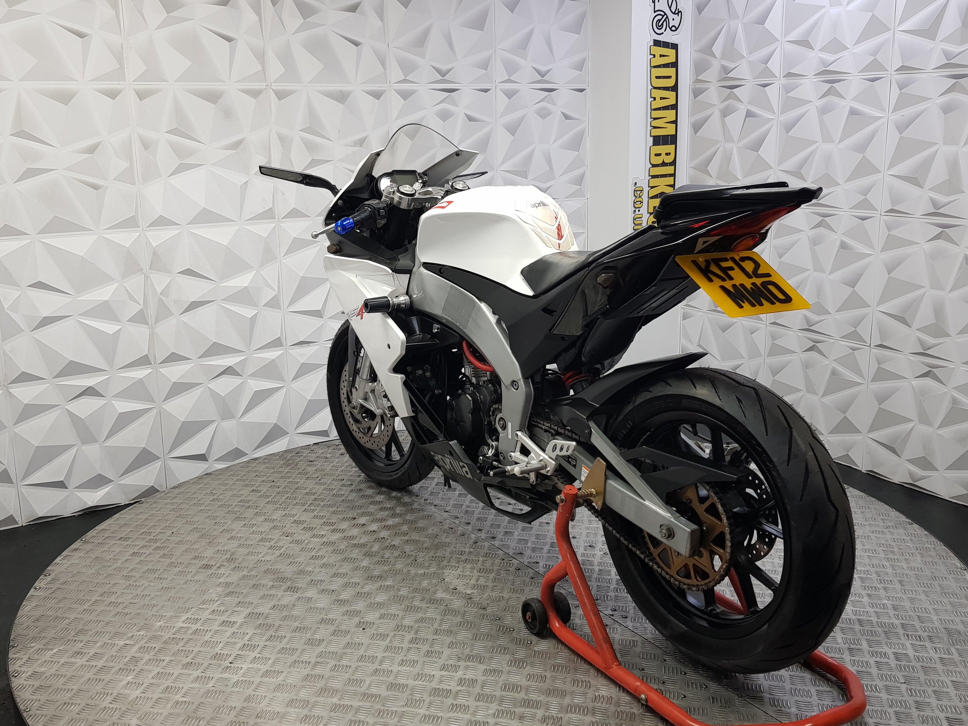 2012 APRILIA RS4 125