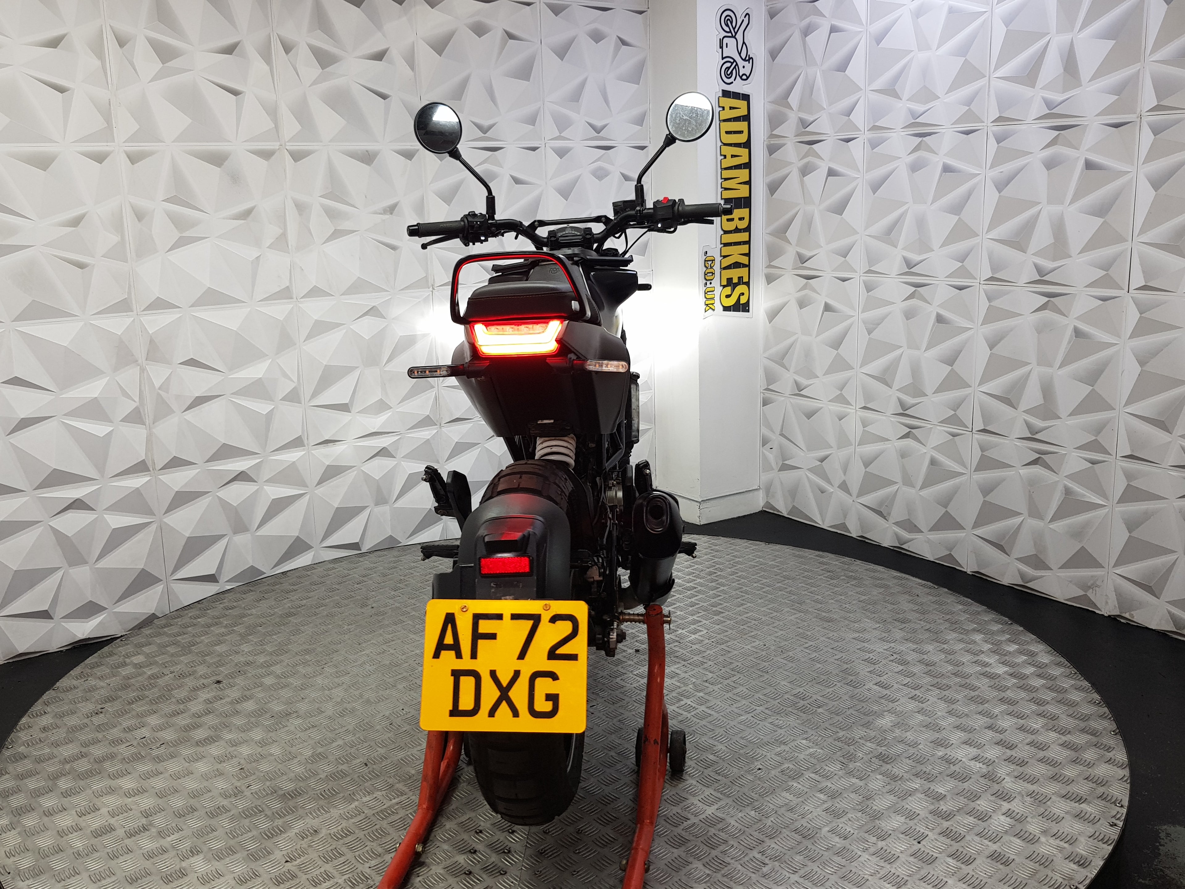 2022 Husqvarna Svartpilen 125 ABS