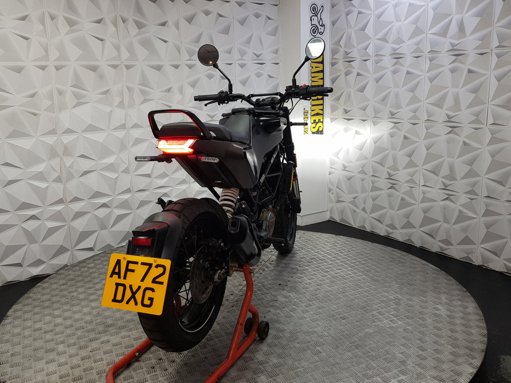 2022 Husqvarna Svartpilen 125 ABS
