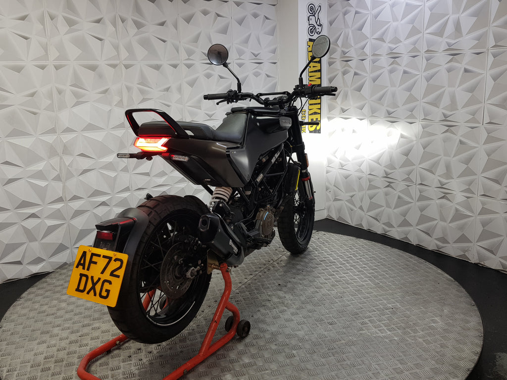 2022 Husqvarna Svartpilen 125 ABS
