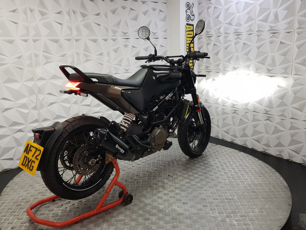 2022 Husqvarna Svartpilen 125 ABS