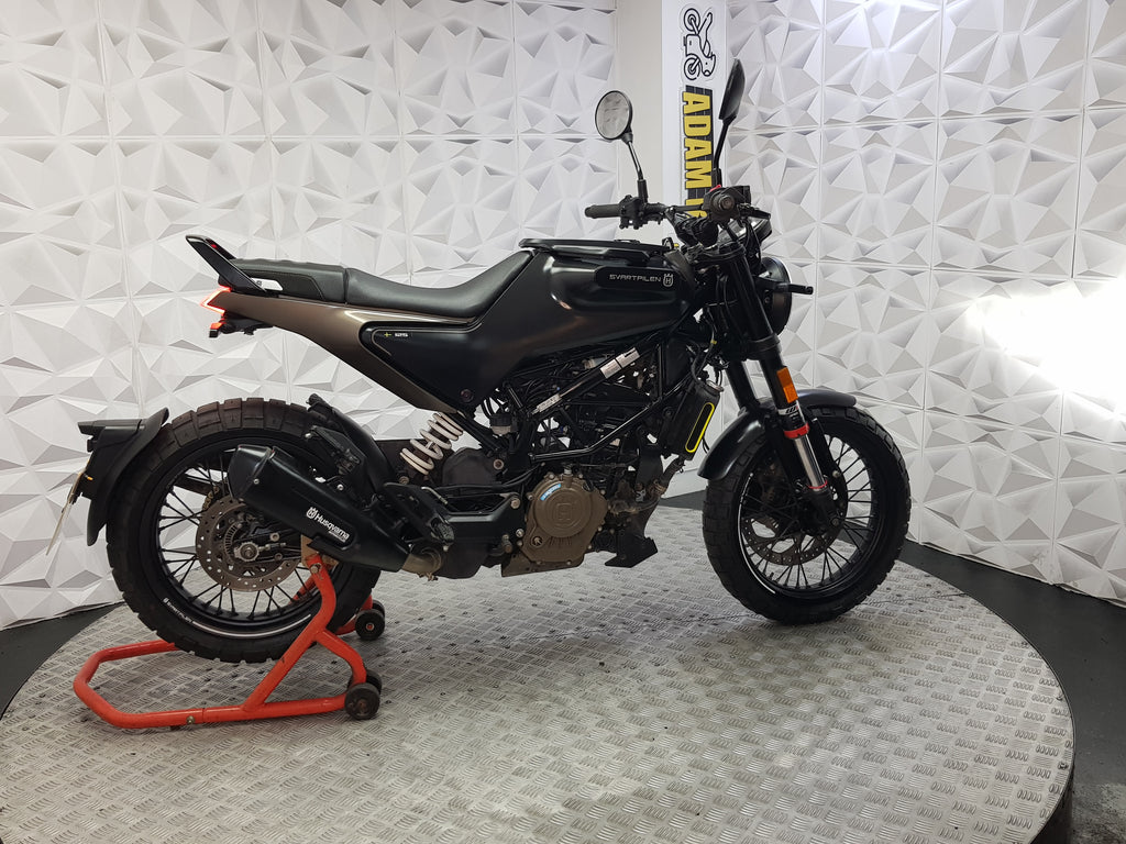 2022 Husqvarna Svartpilen 125 ABS