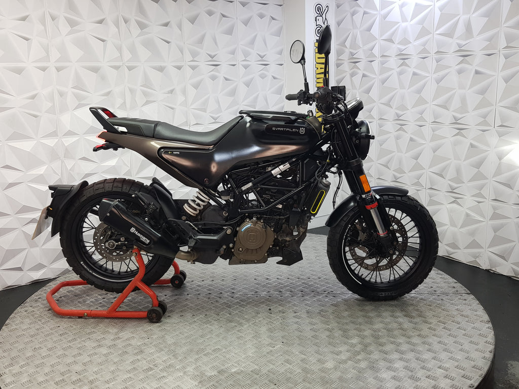 2022 Husqvarna Svartpilen 125 ABS