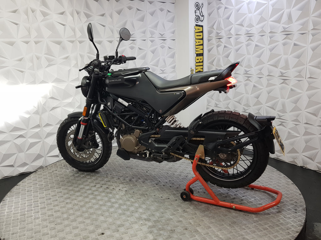 2022 Husqvarna Svartpilen 125 ABS