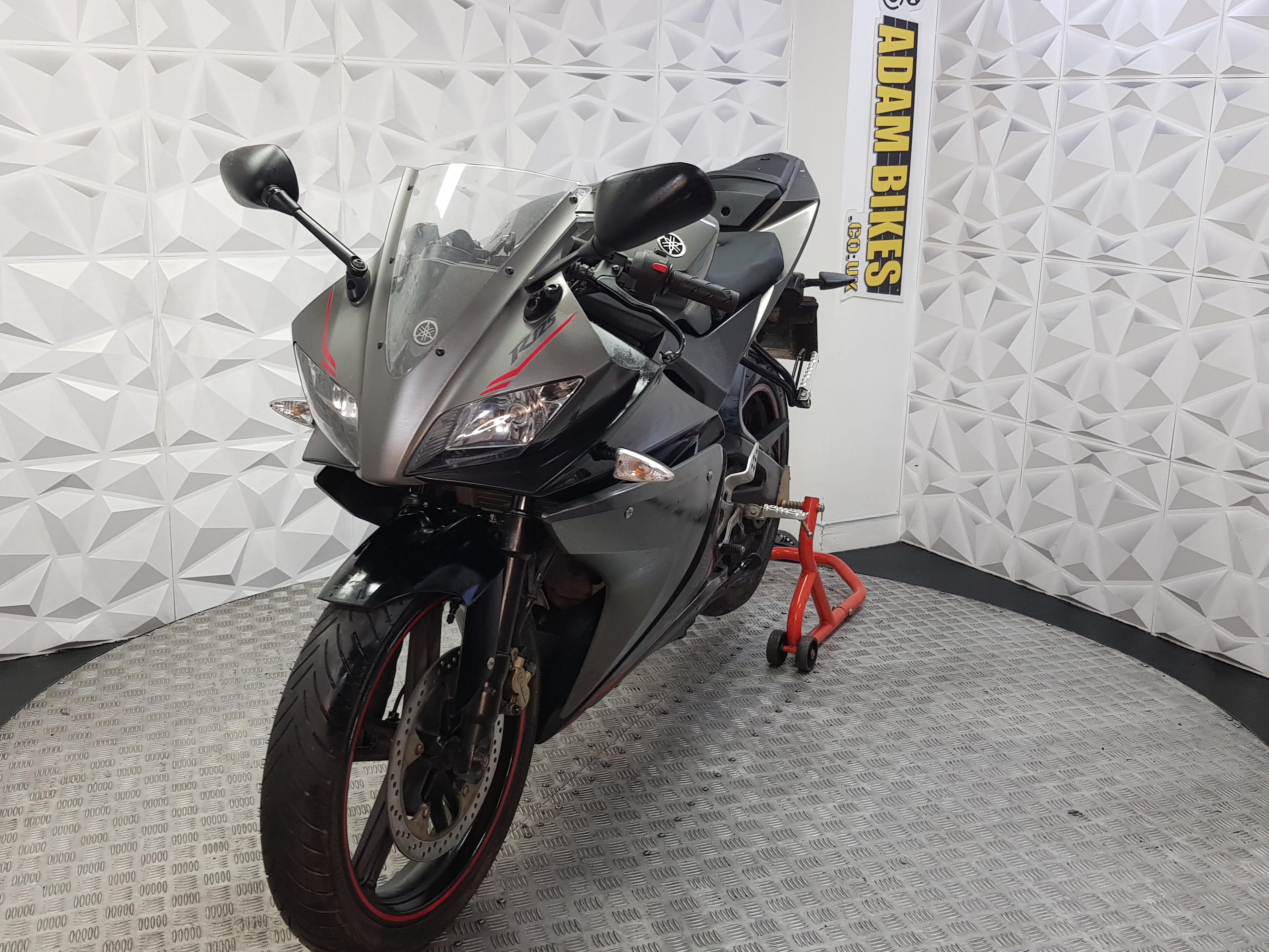 2013 YZF R-125