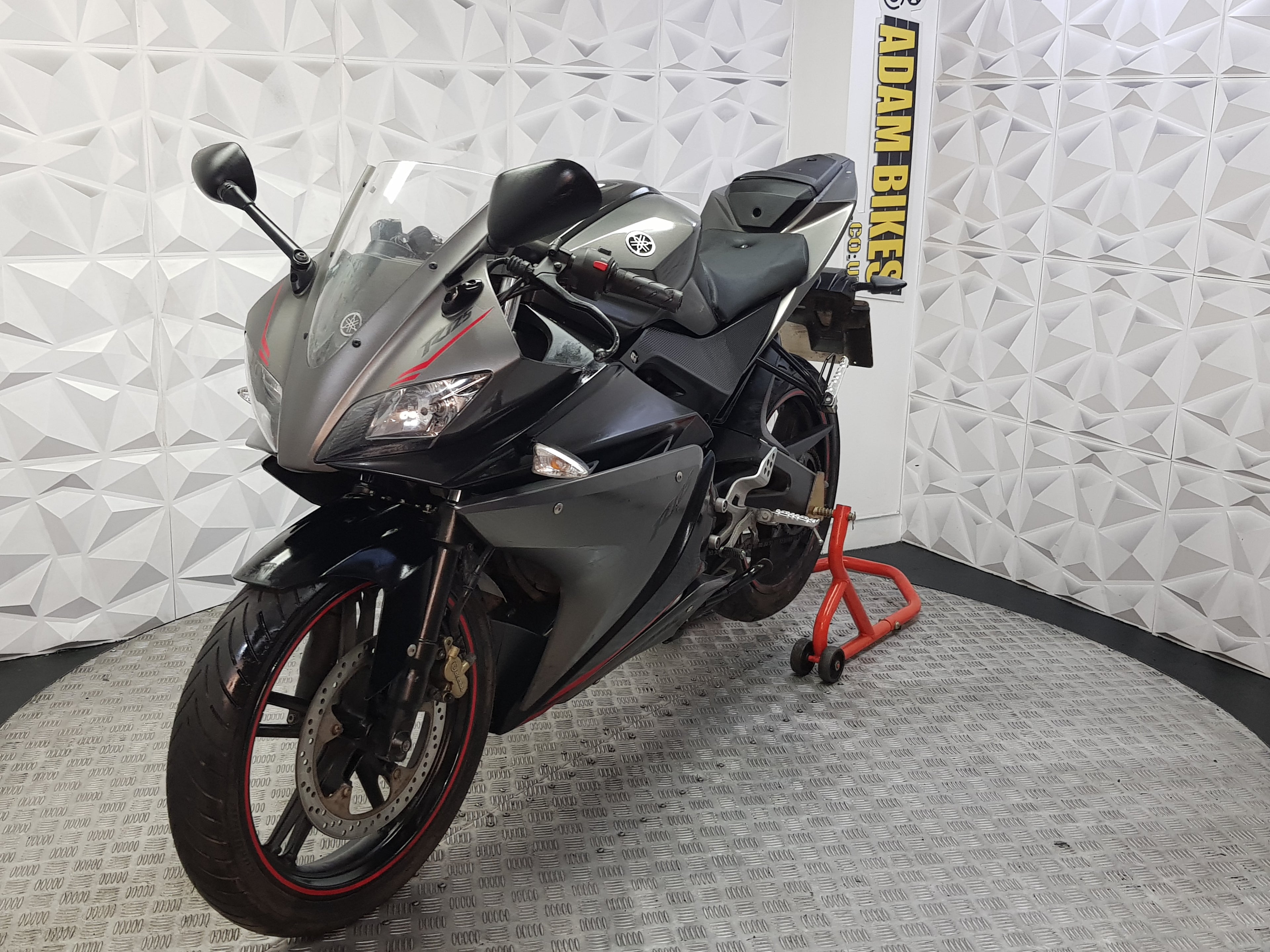 2013 YZF R-125