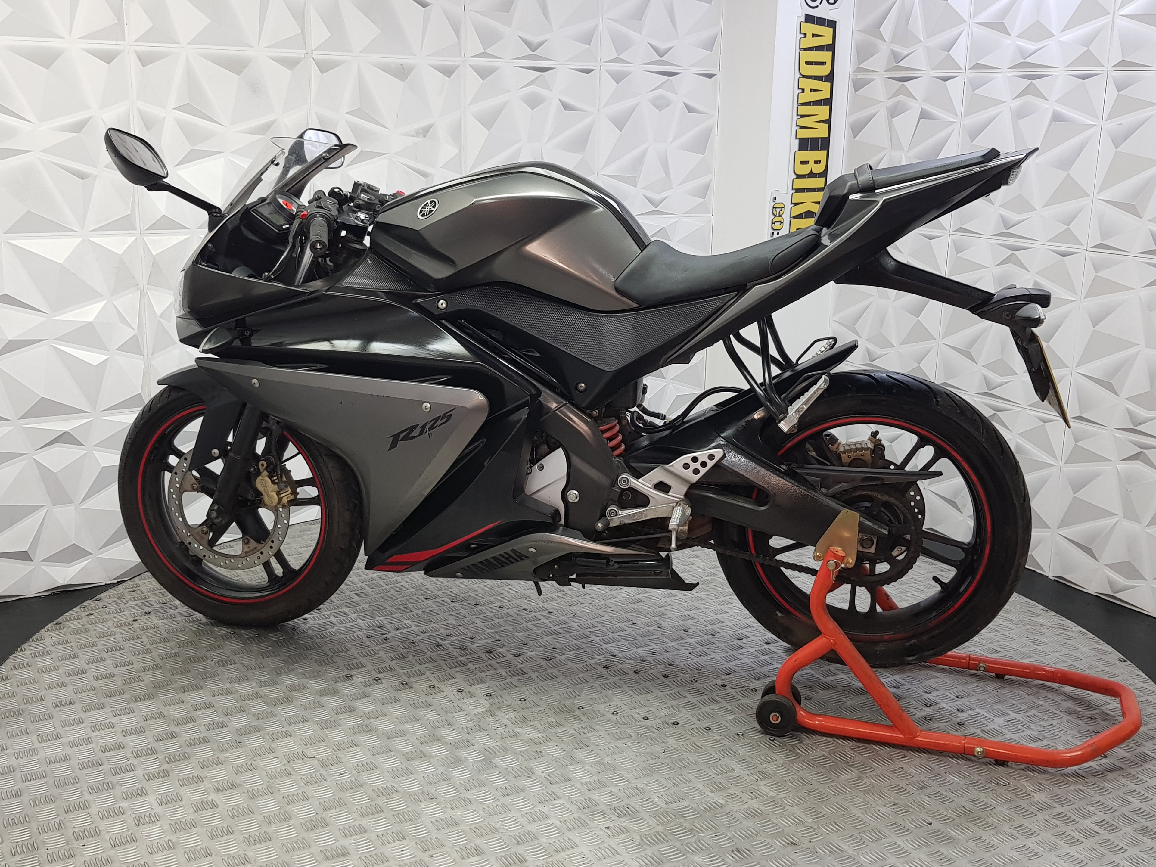 2013 YZF R-125