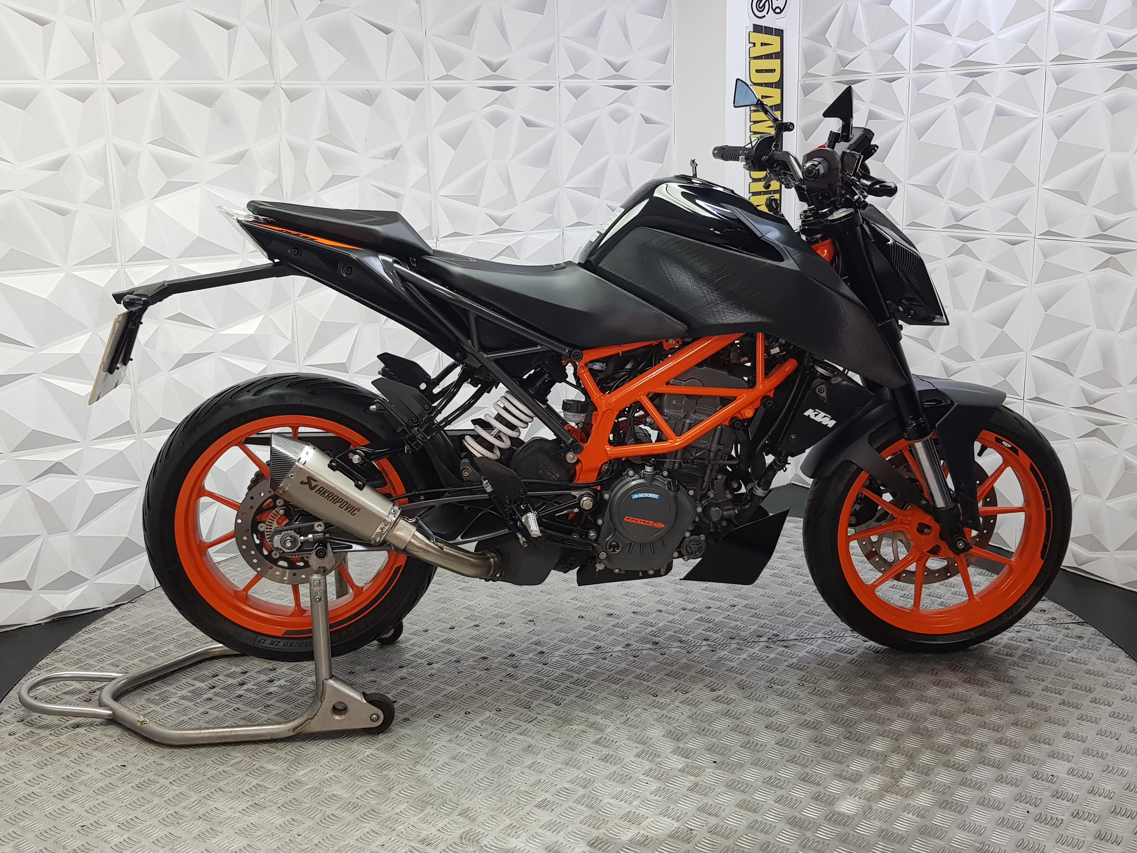 2021 KTM Duke 125