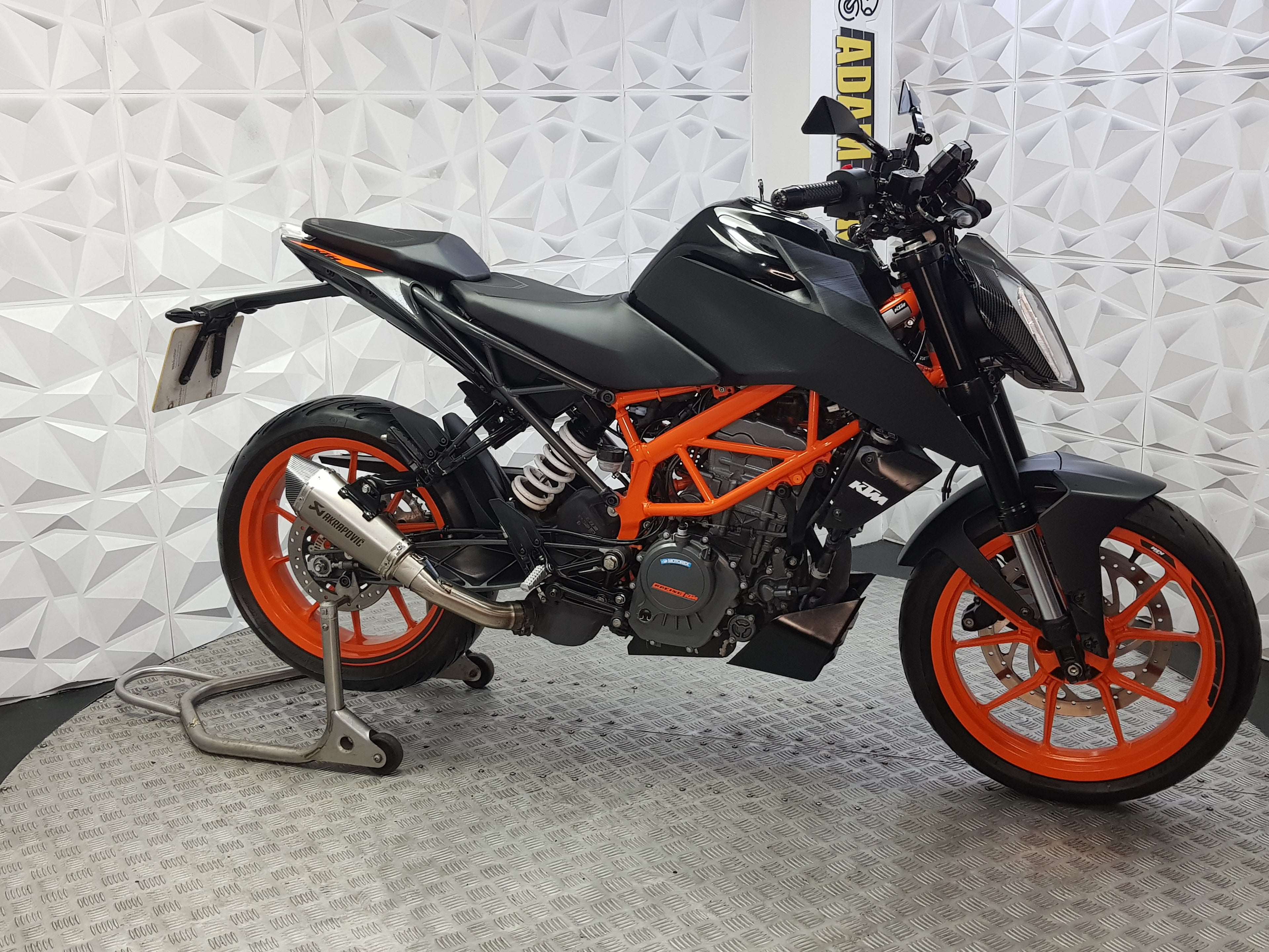 2021 KTM Duke 125