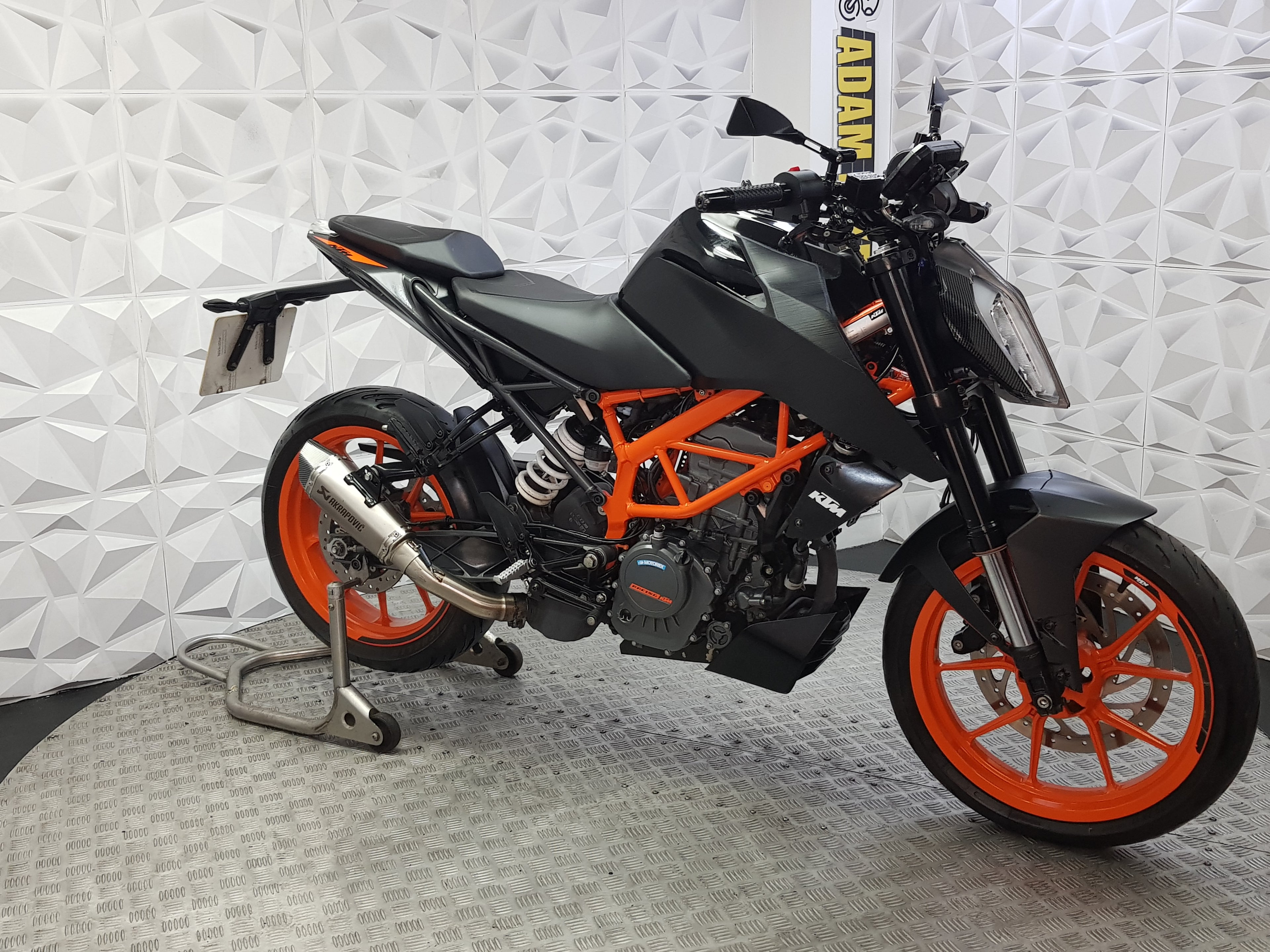 2021 KTM Duke 125
