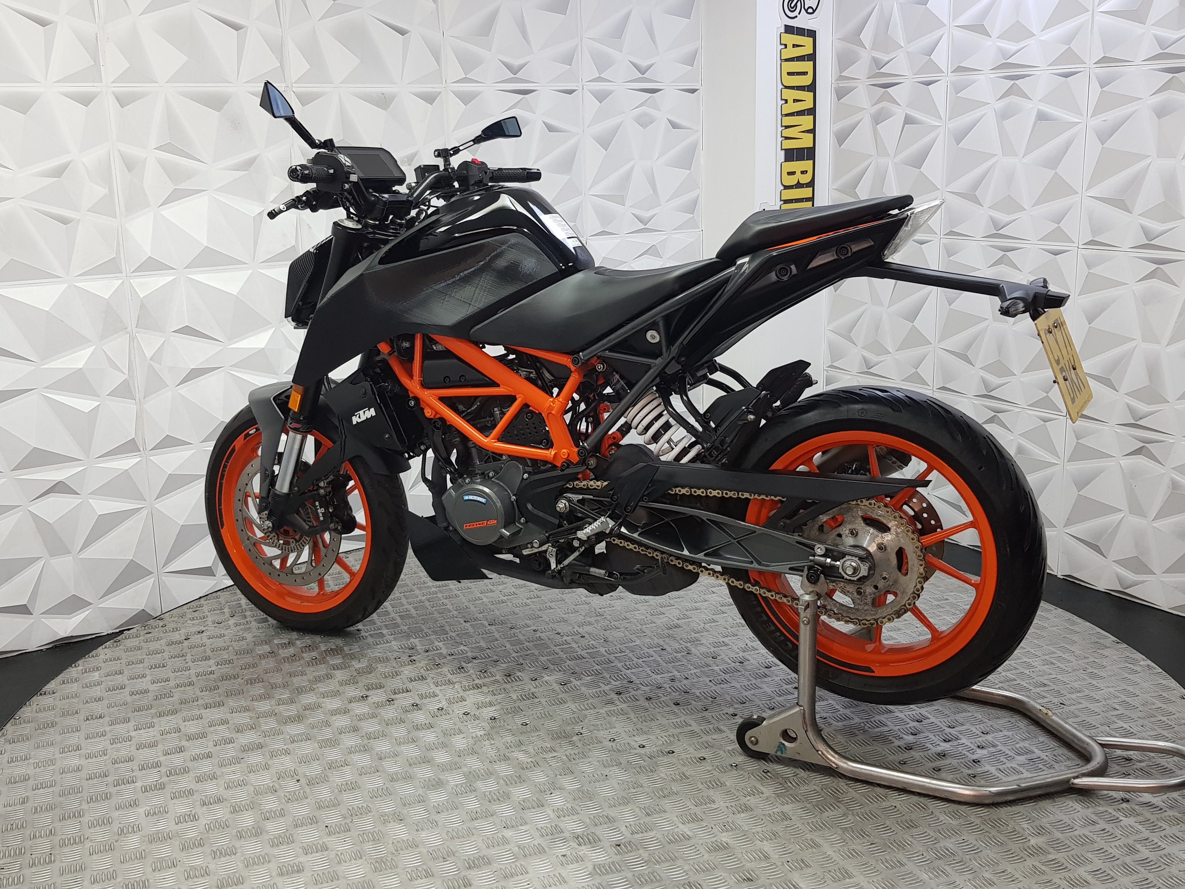 2021 KTM Duke 125