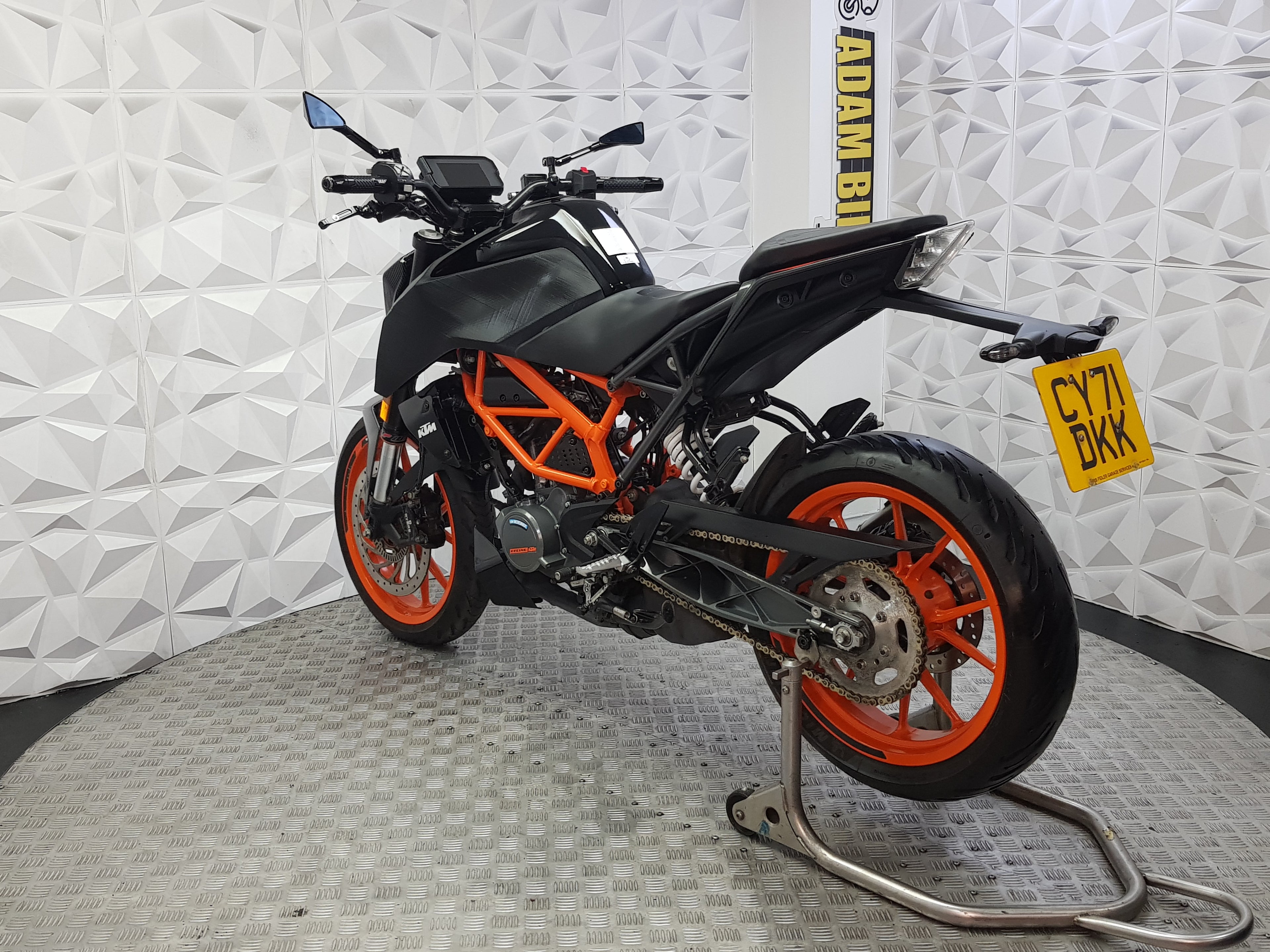 2021 KTM Duke 125