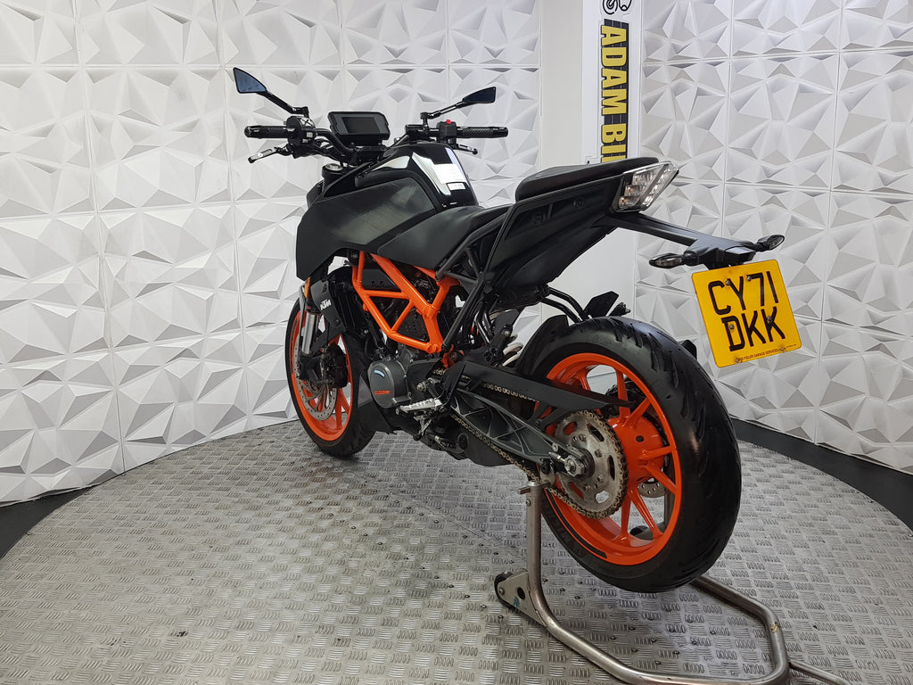 2021 KTM Duke 125