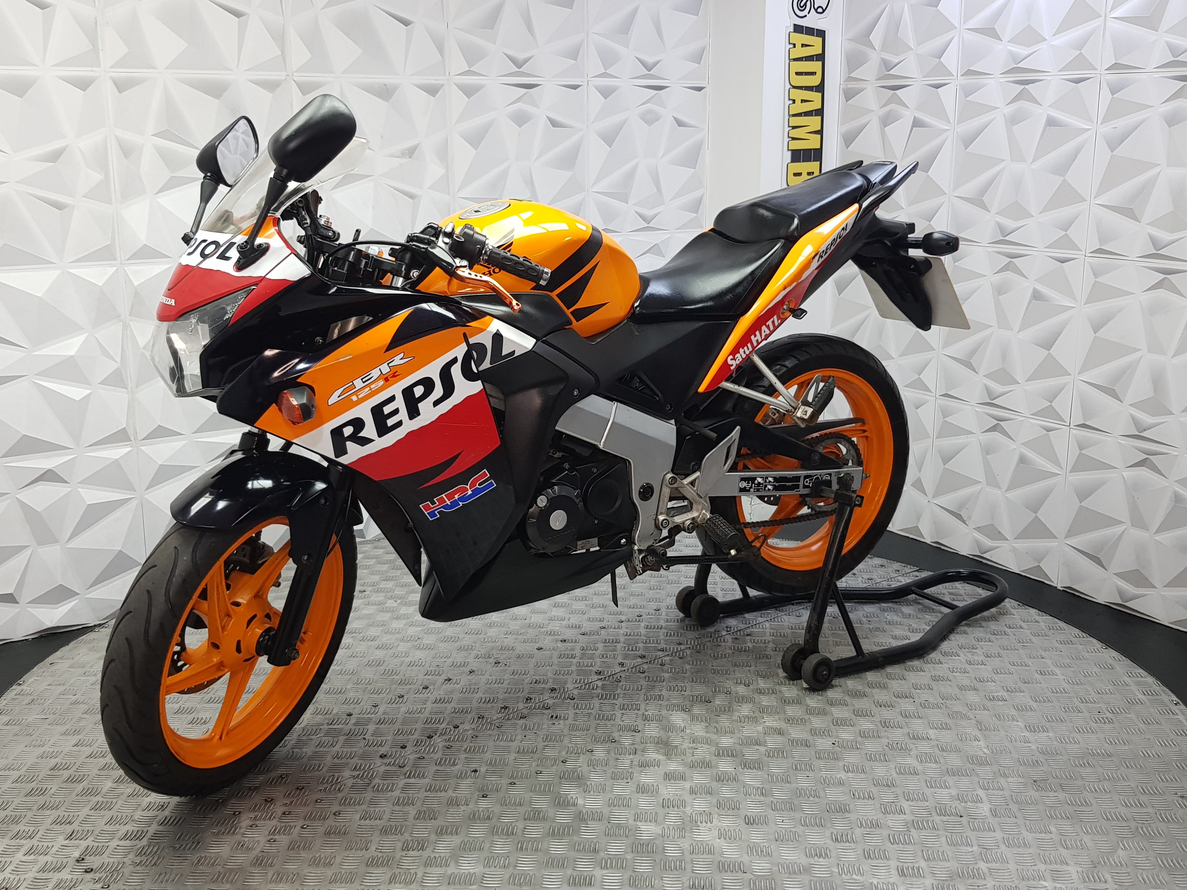 2013 HONDA CBR 125 R