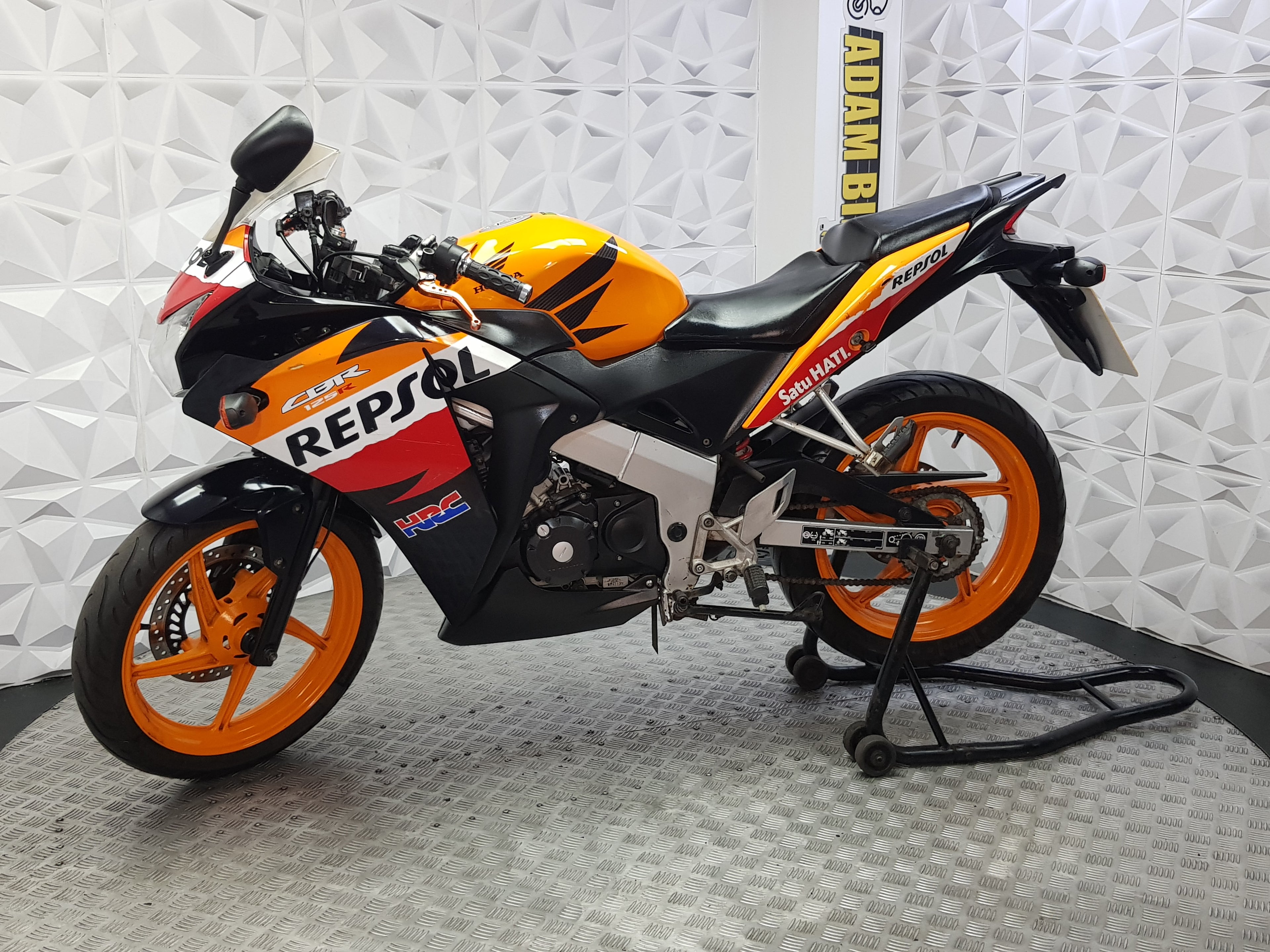 2013 HONDA CBR 125 R