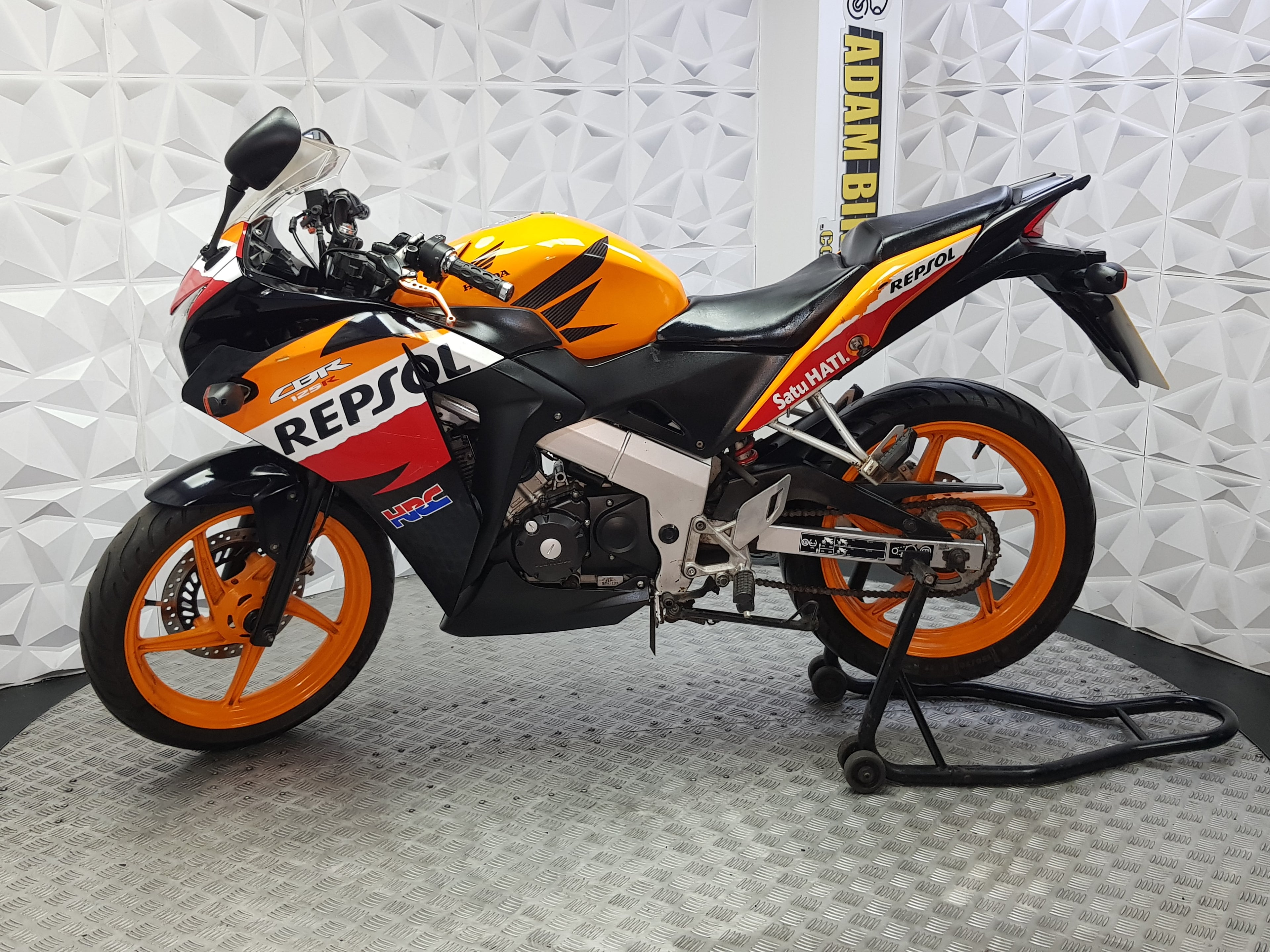 2013 HONDA CBR 125 R