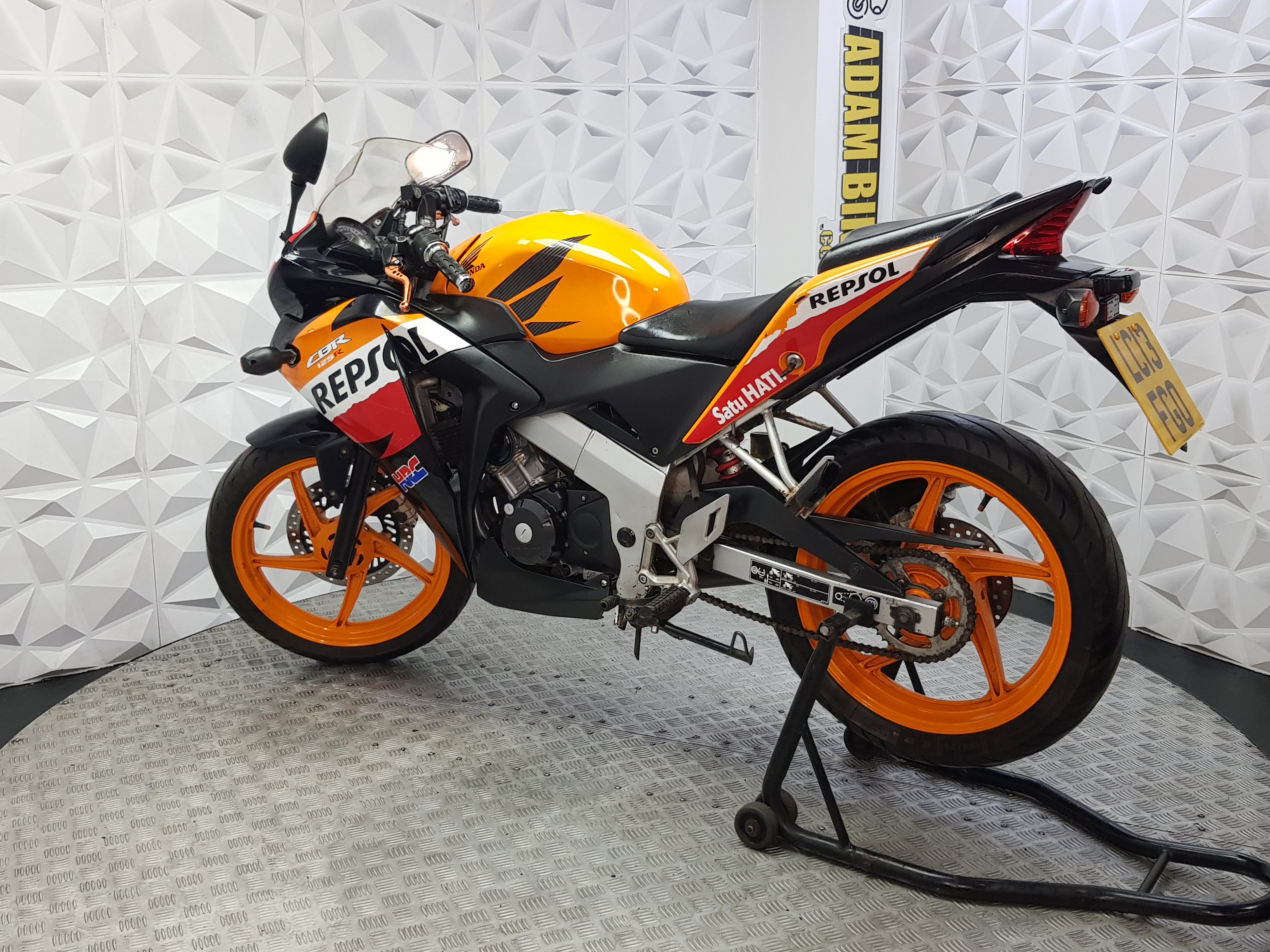 2013 HONDA CBR 125 R