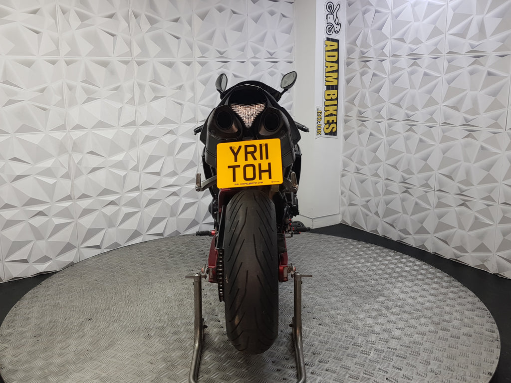 2011 Yamaha YZF R1