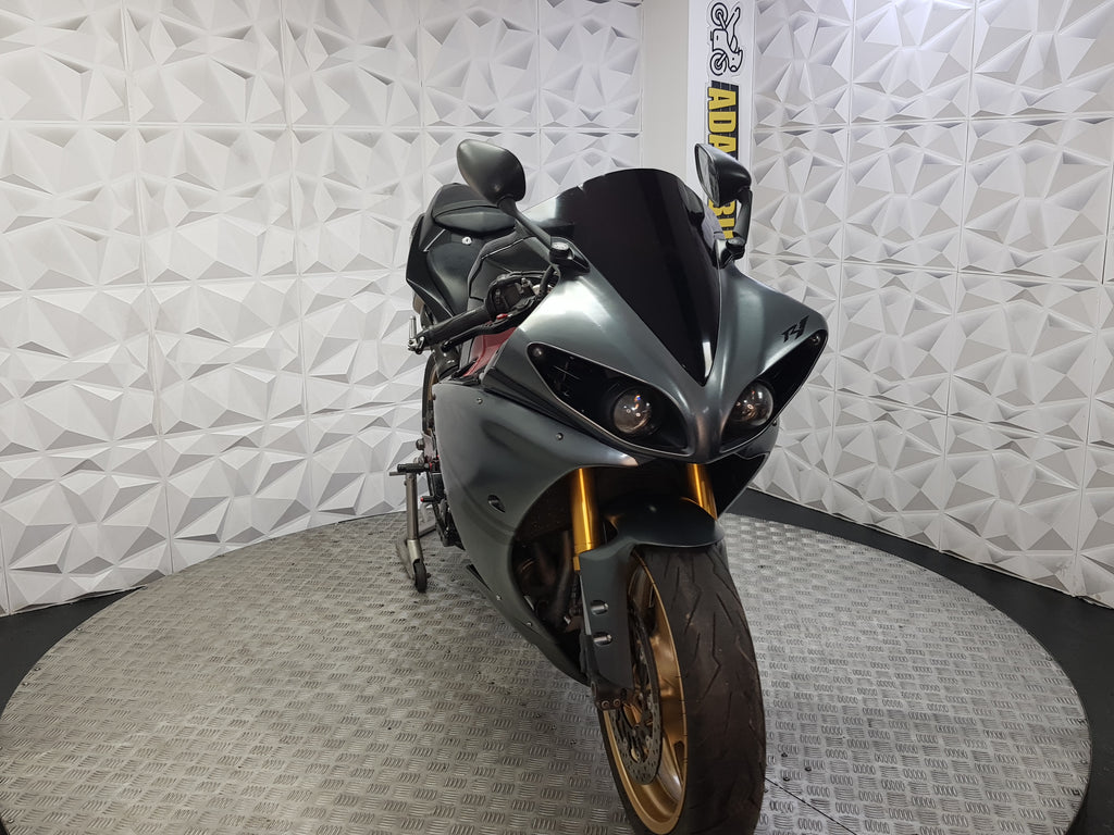 2011 Yamaha YZF R1
