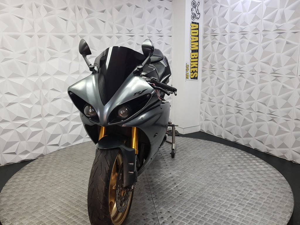 2011 Yamaha YZF R1