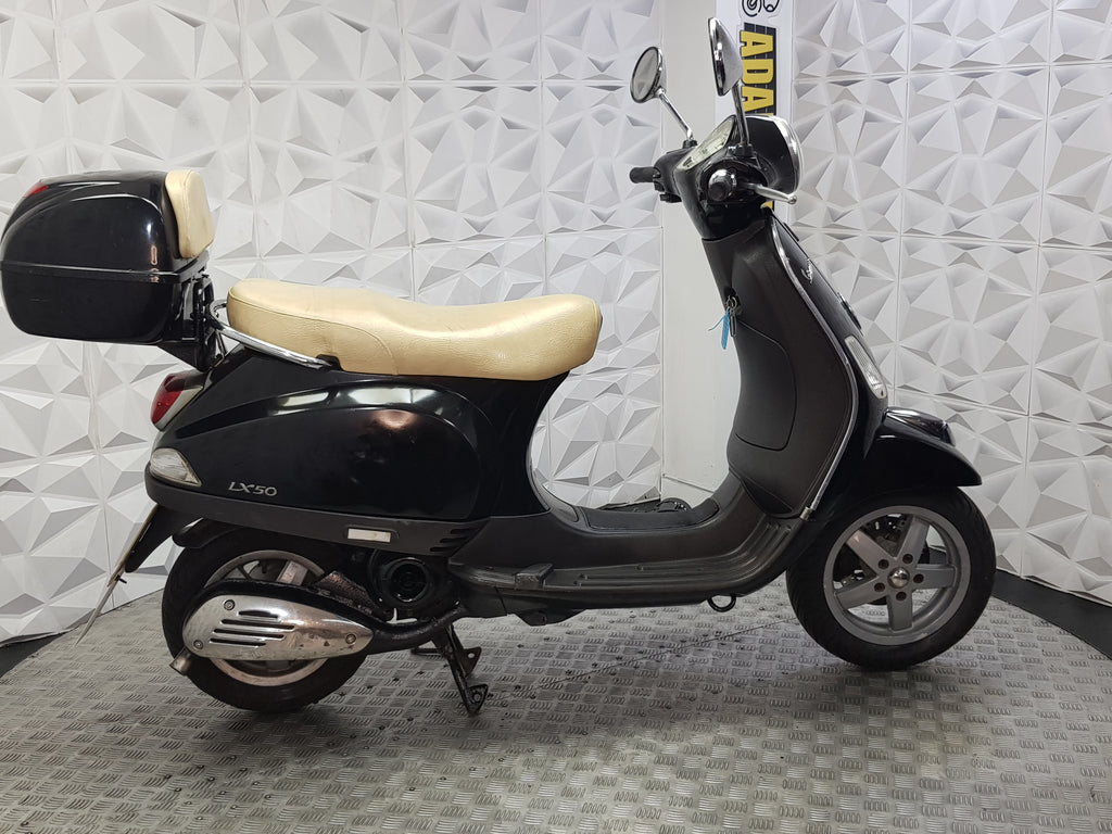 2009 PIAGGIO VESPA 50 2T