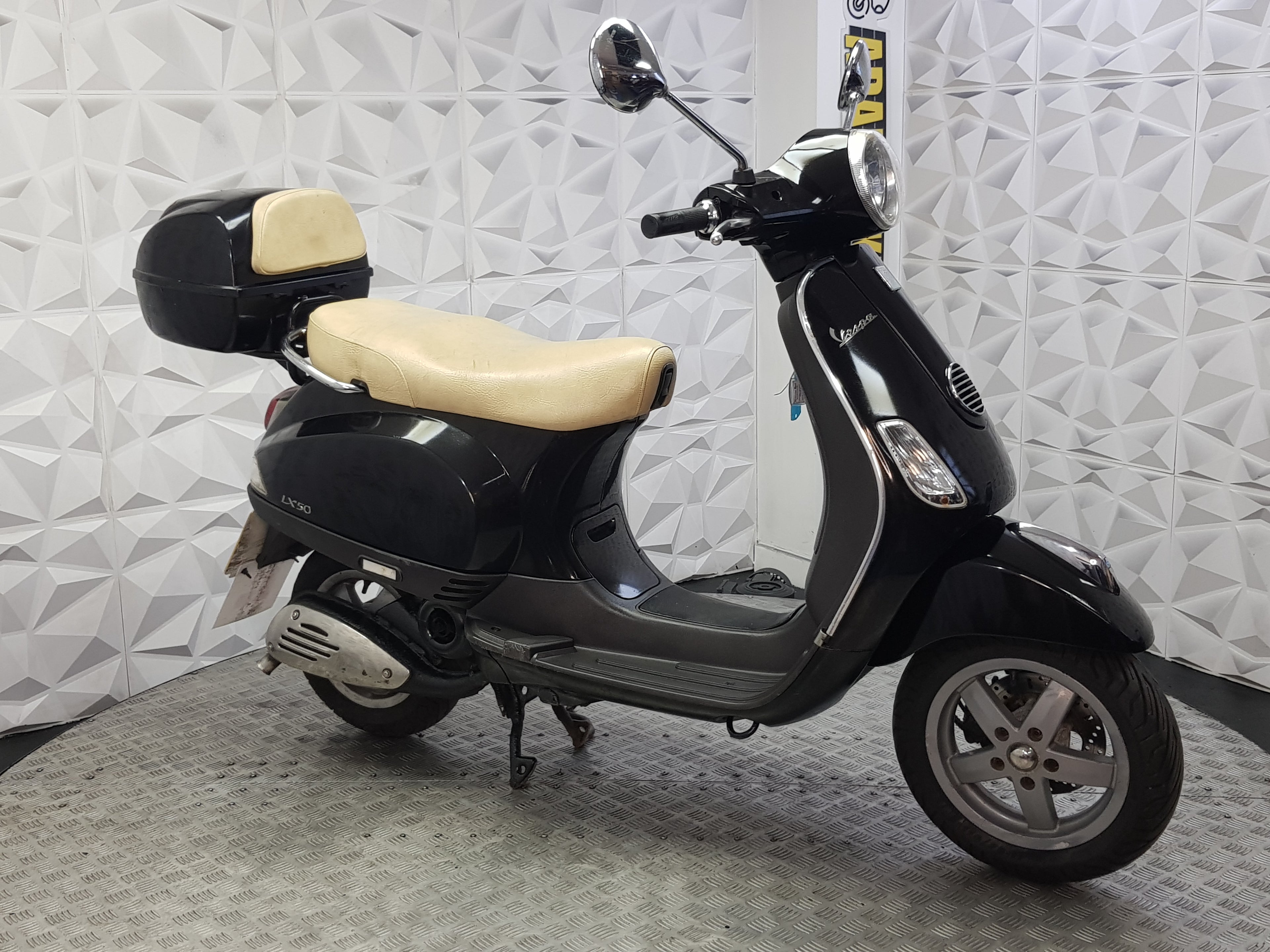 2009 PIAGGIO VESPA 50 2T