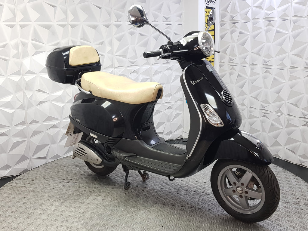 2009 PIAGGIO VESPA 50 2T