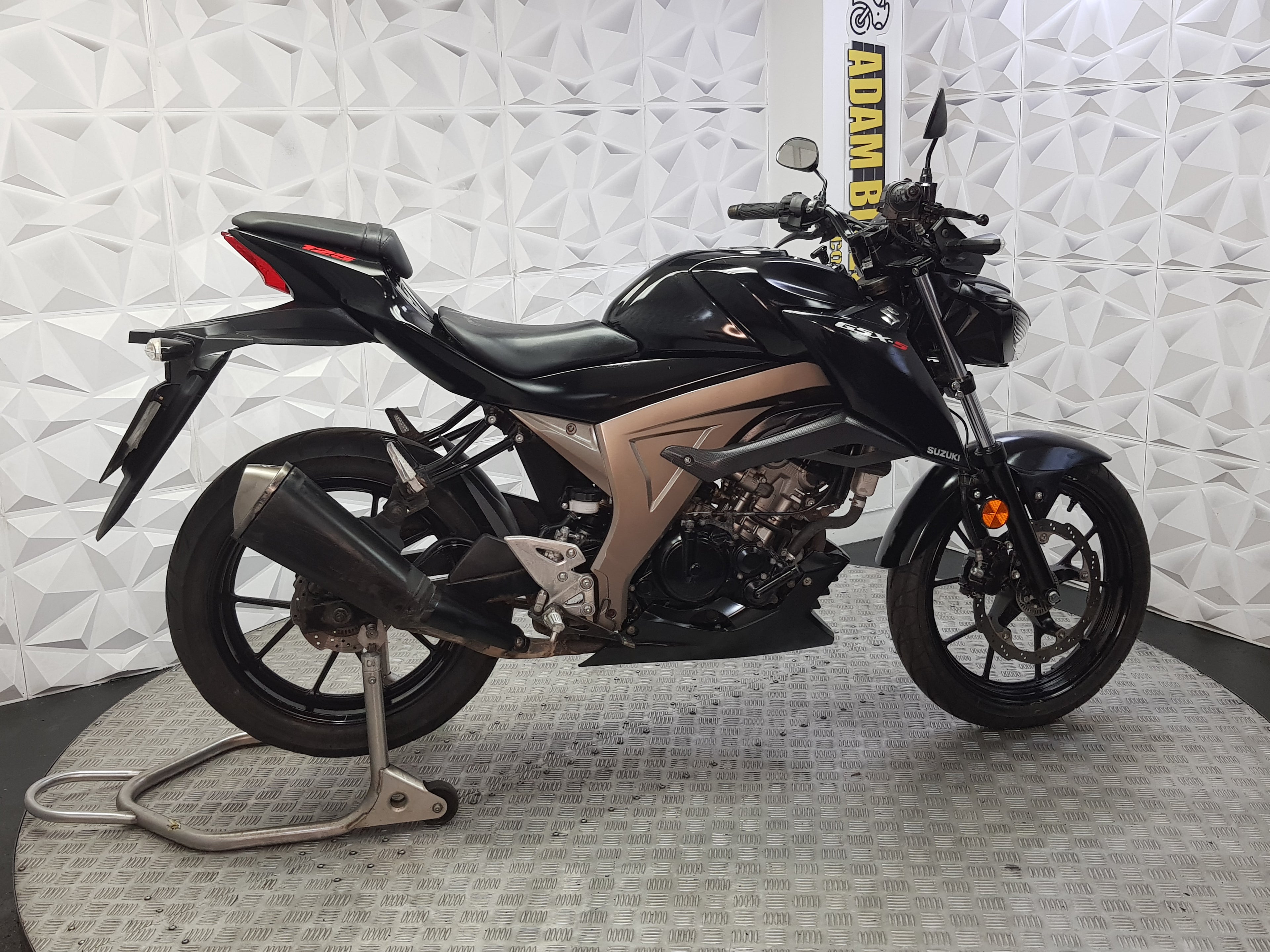 2018  SUZUKI GSX-S 125 ABS
