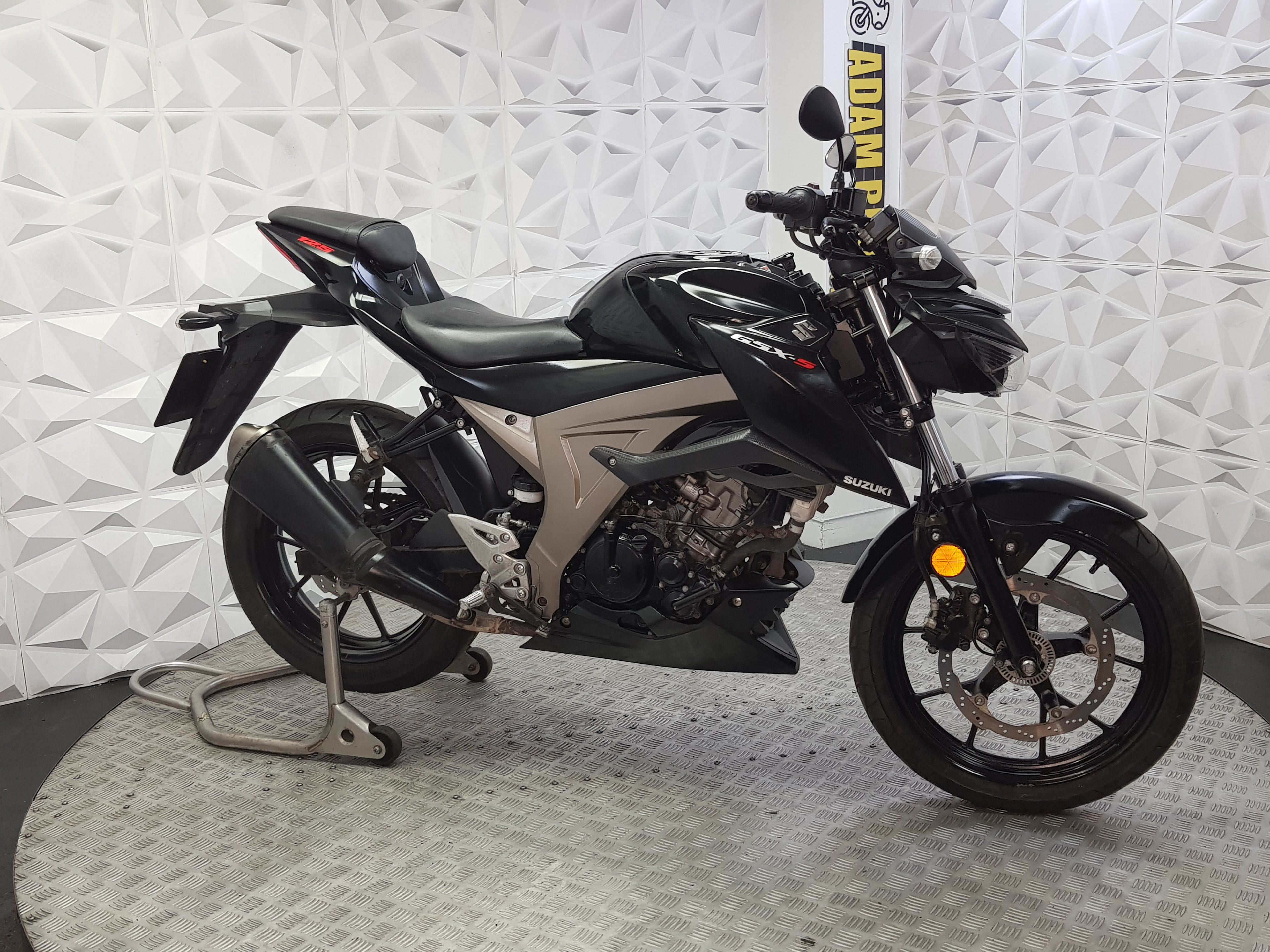 2018  SUZUKI GSX-S 125 ABS