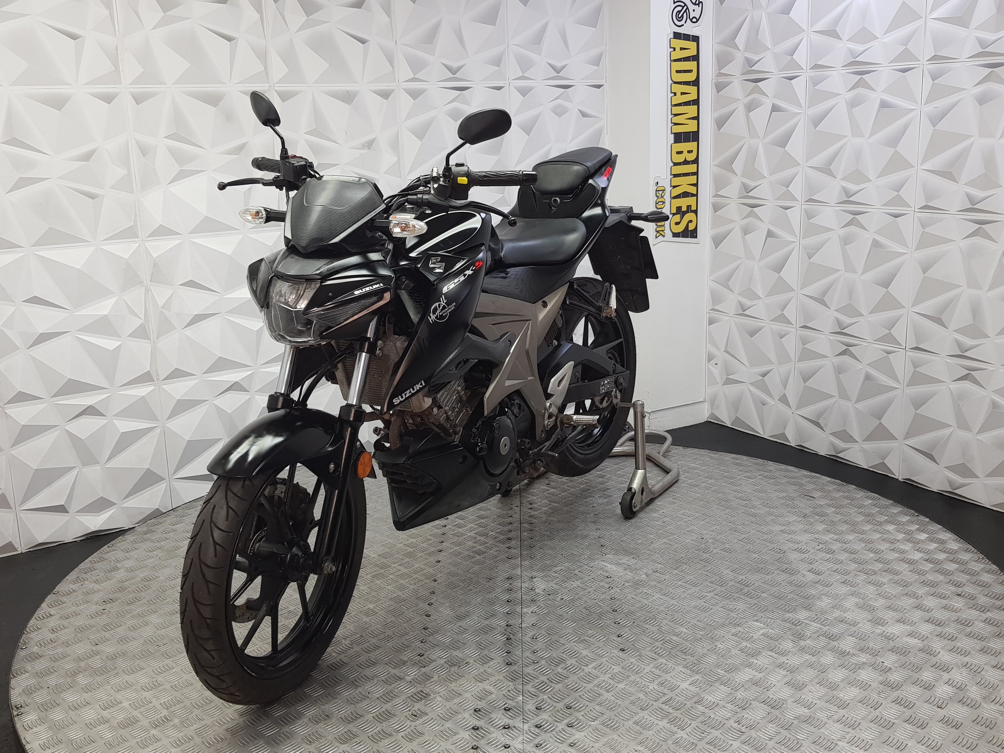 2018  SUZUKI GSX-S 125 ABS