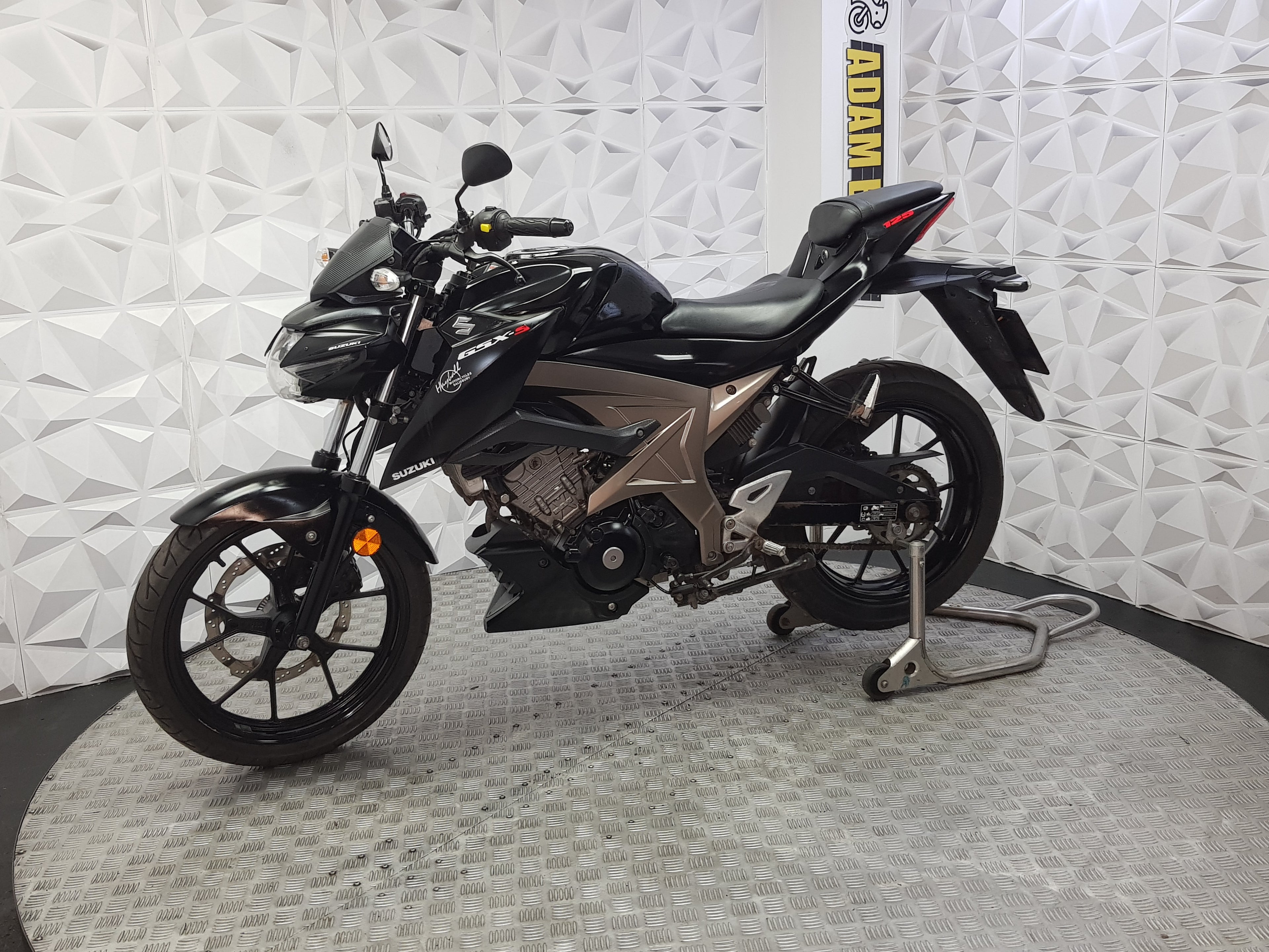 2018  SUZUKI GSX-S 125 ABS