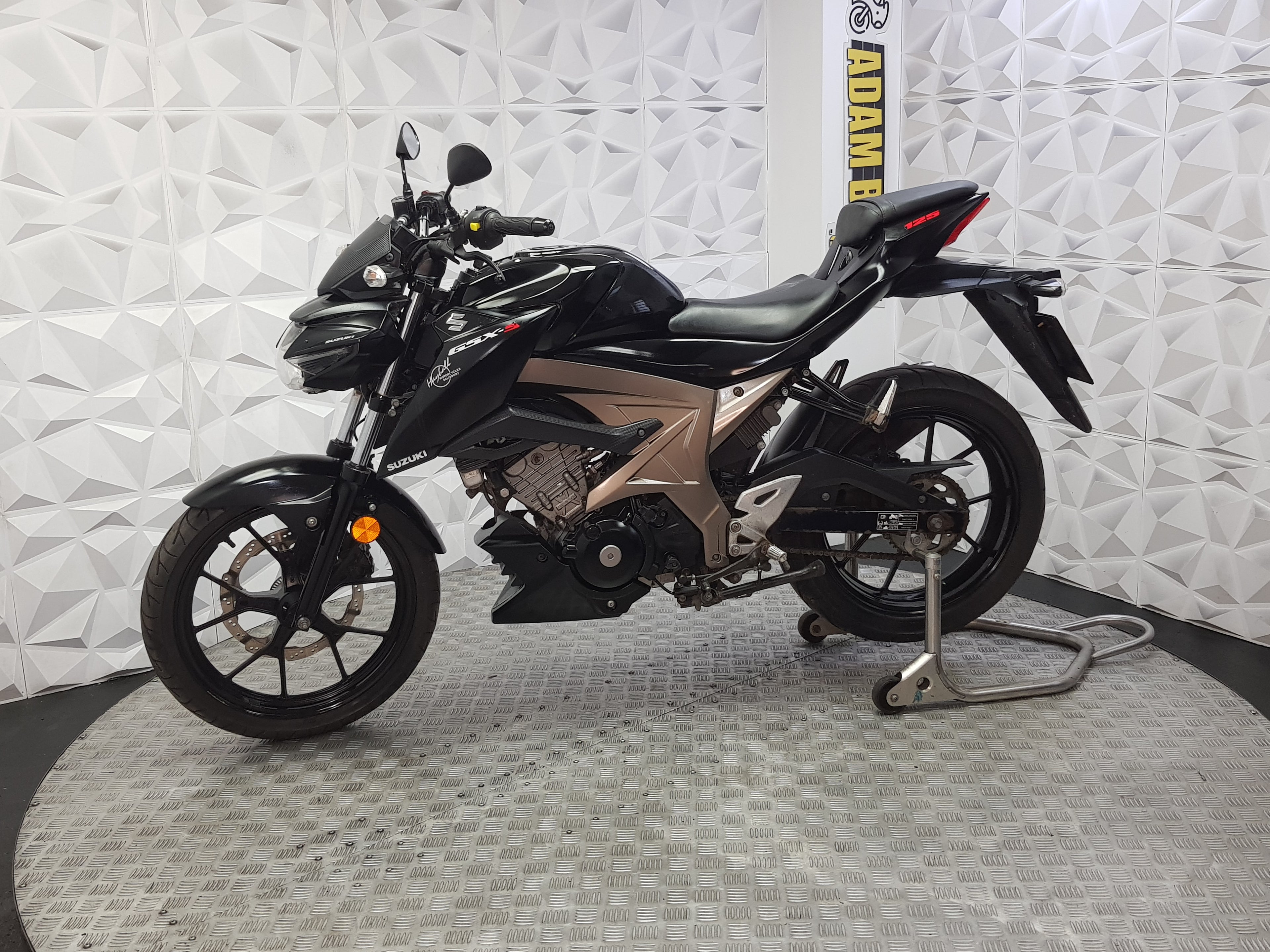 2018  SUZUKI GSX-S 125 ABS