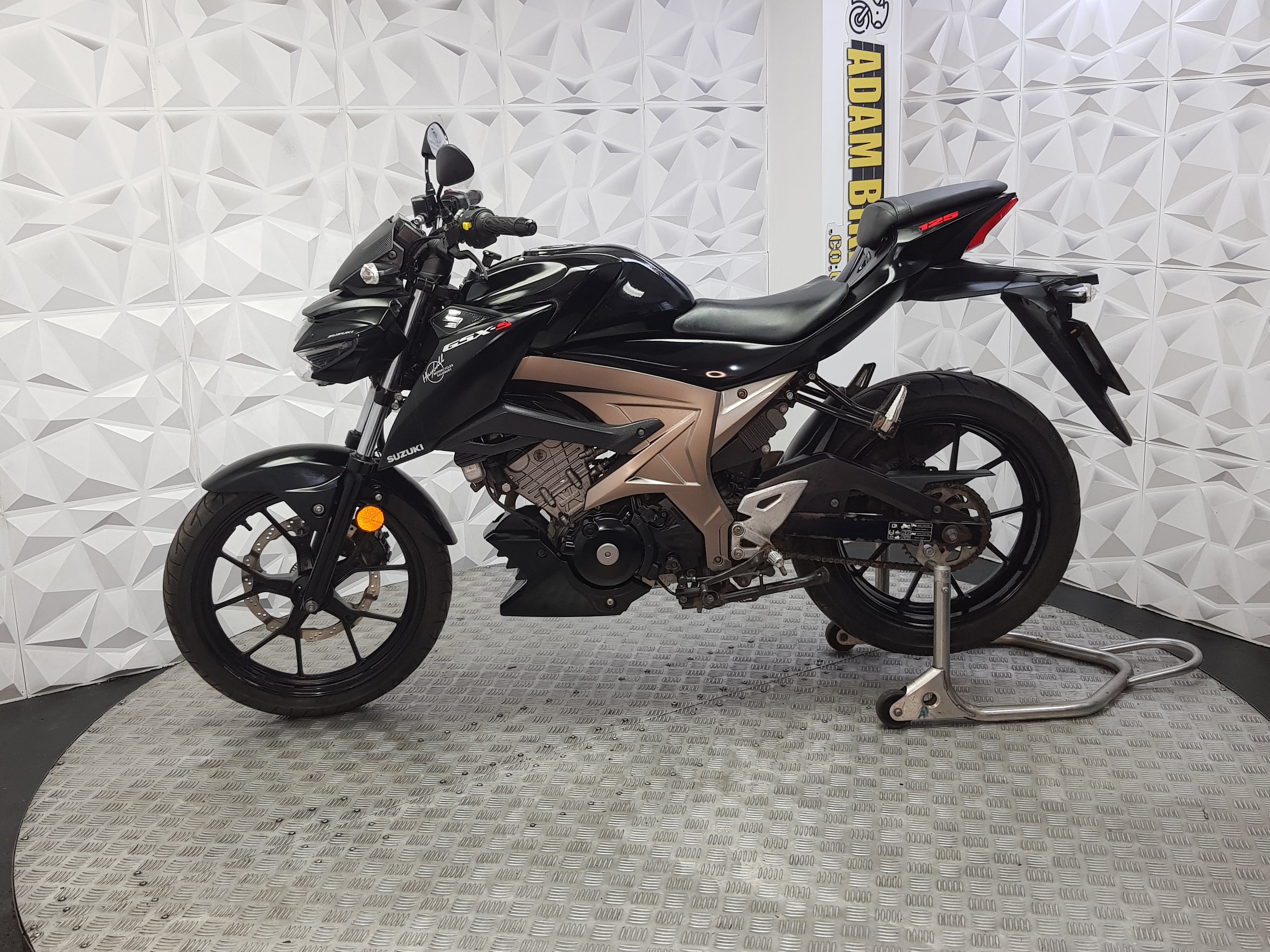 2018  SUZUKI GSX-S 125 ABS